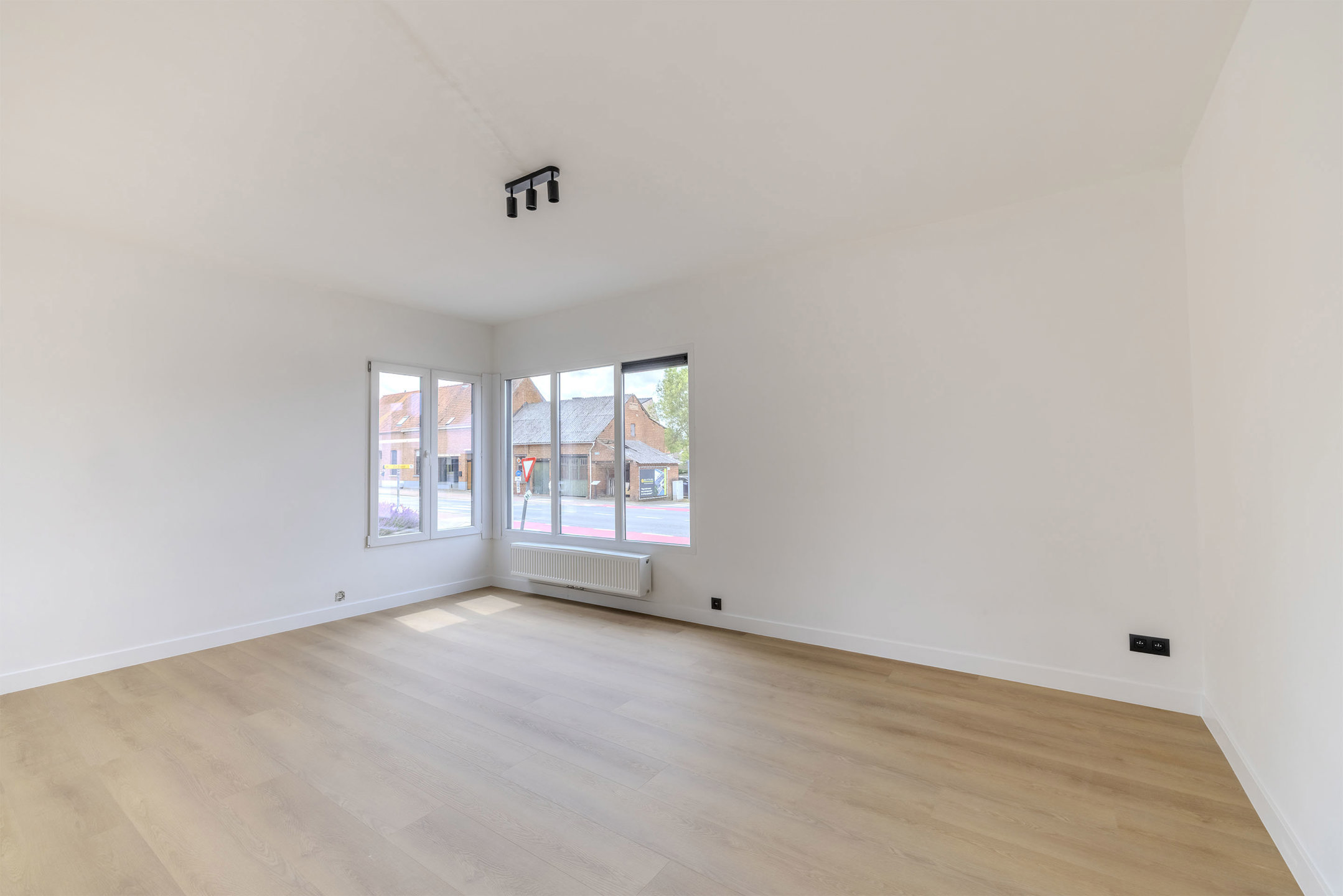Gelijkvloers appartement - 2 slaapkamers op 400m2