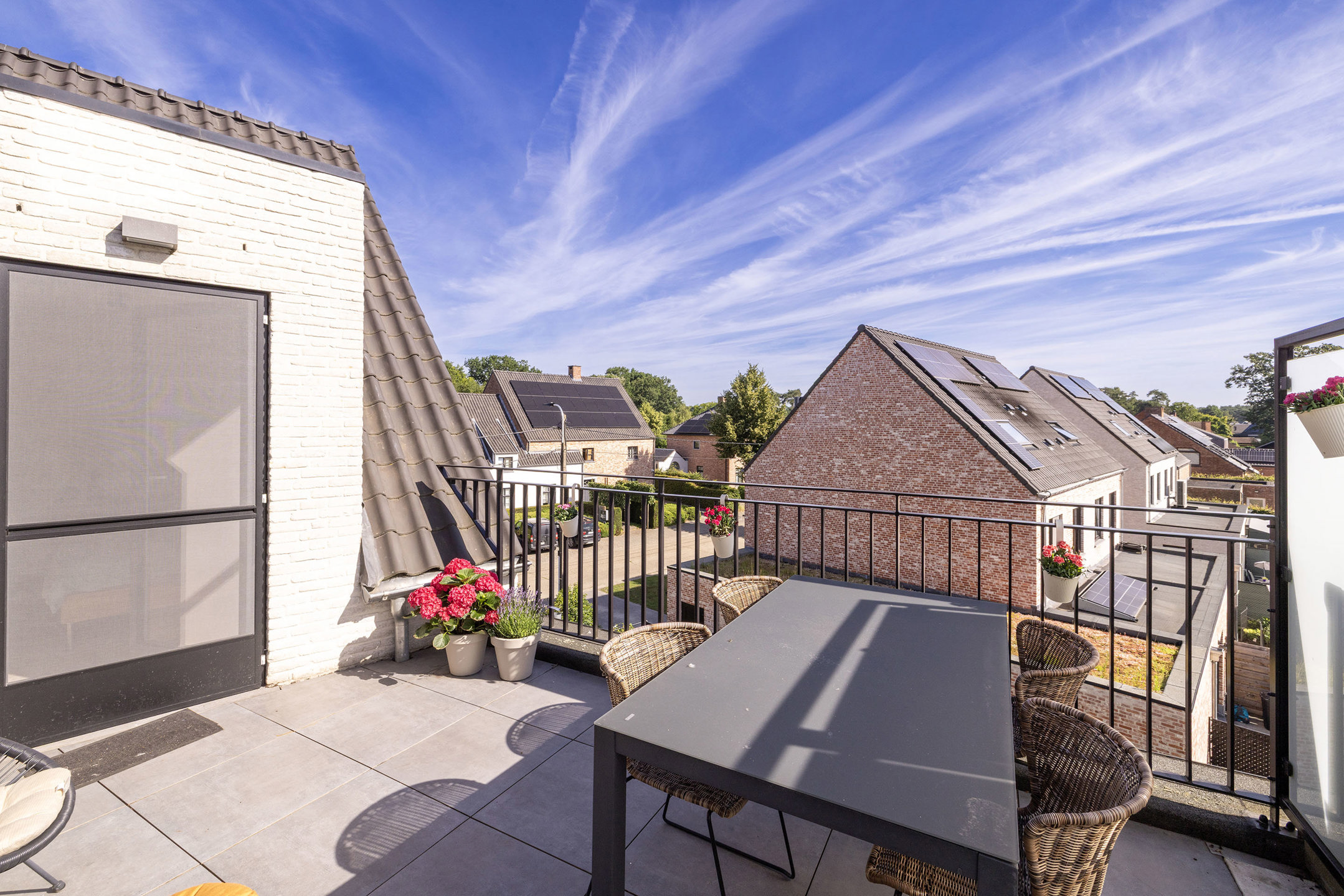Penthouse met 3 slaapkamers - 2 terrassen en staanplaats