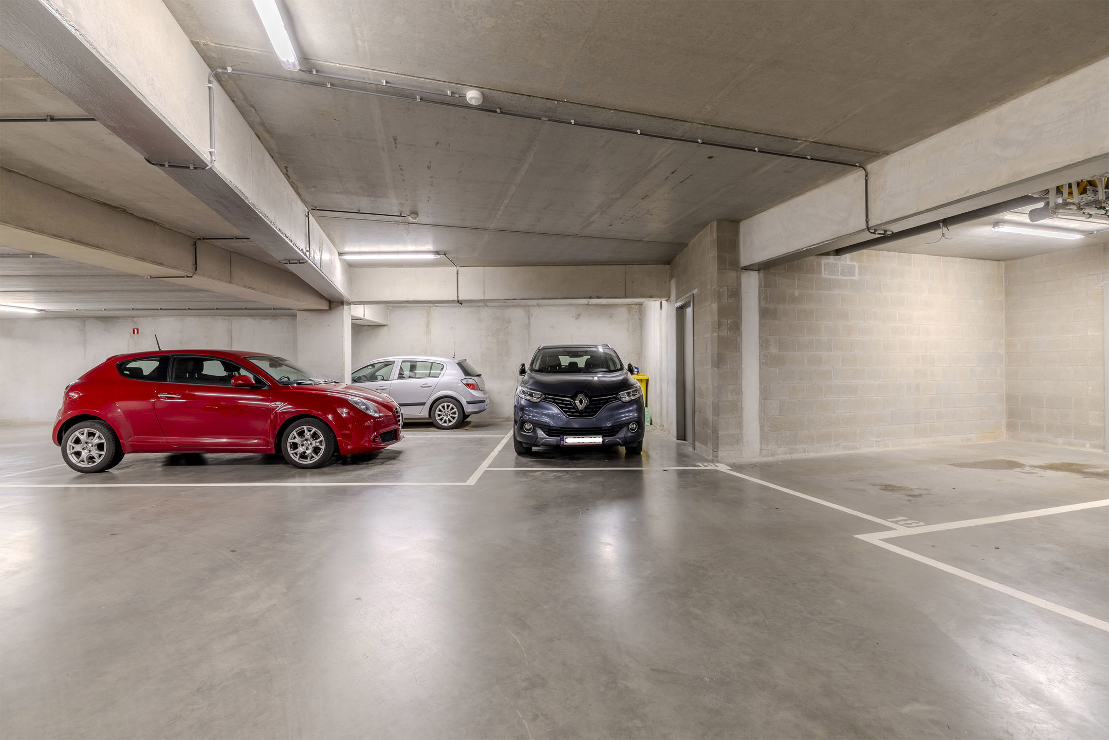 Penthouse met 3 slaapkamers - 2 terrassen en staanplaats