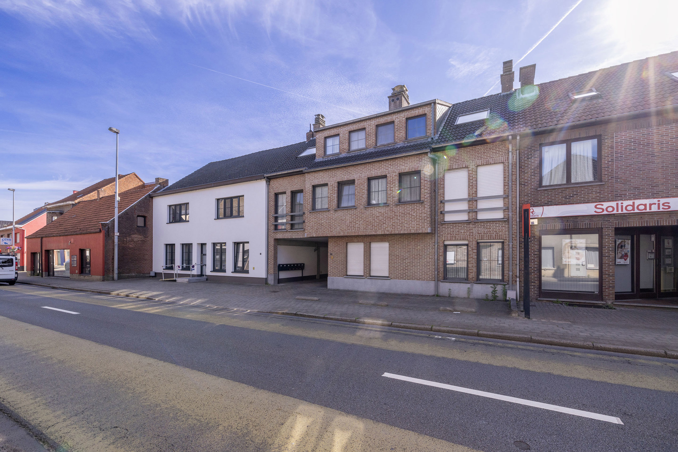 Dakappartement met prachtig terras en staanplaats