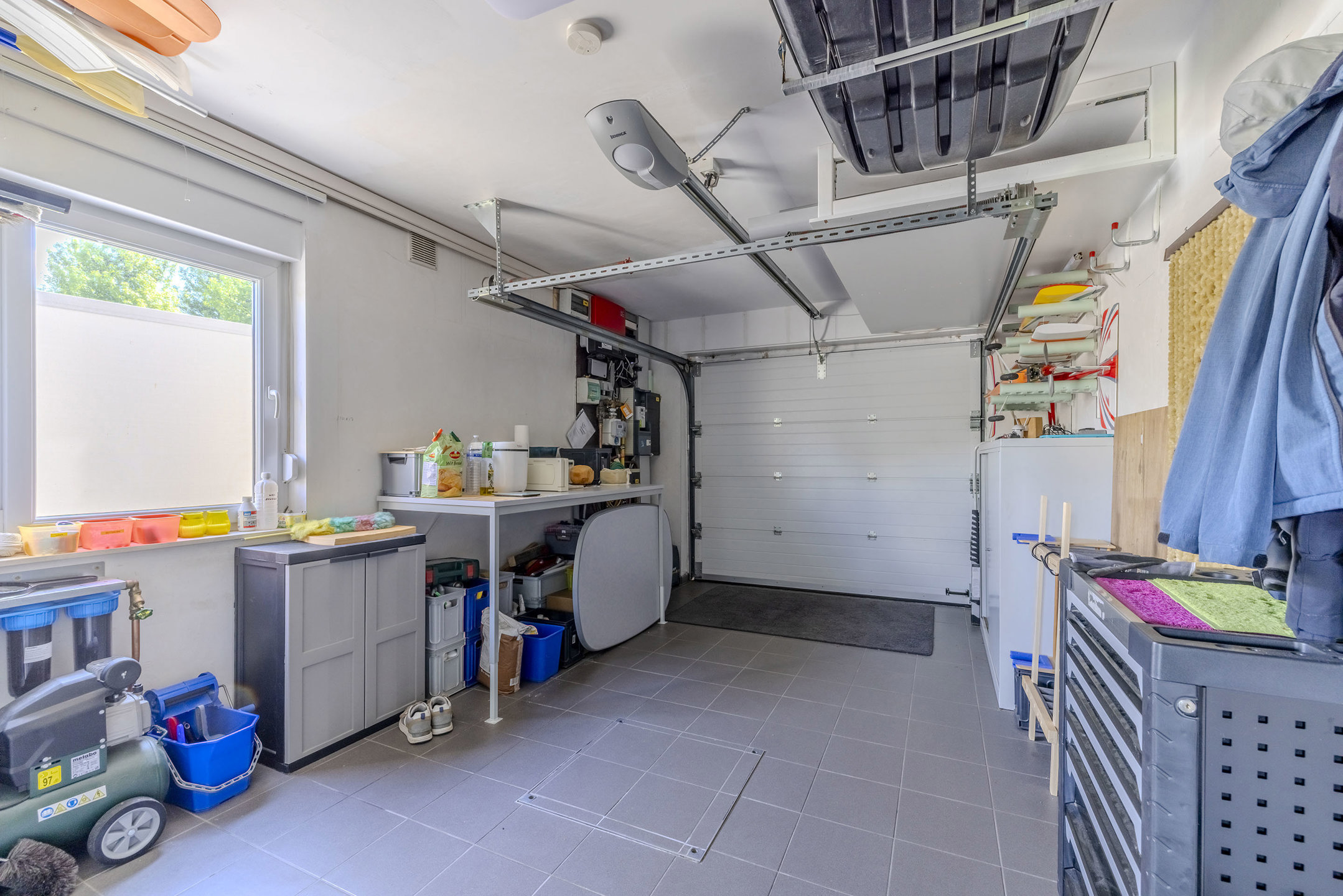 Instapklare woning met mogelijk 5 slaapkamers!