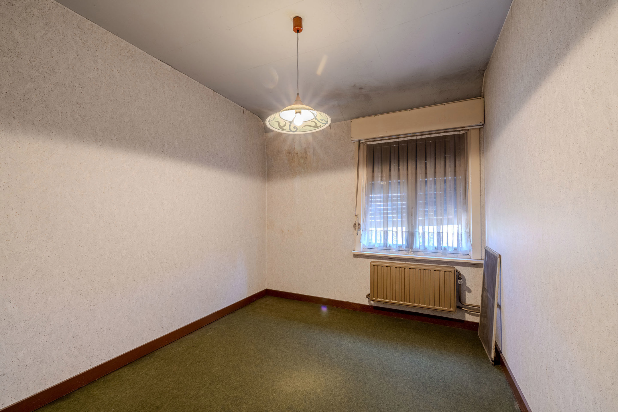 Te renoveren woning in Westmalle op 210m² met 3 slaapkamers!