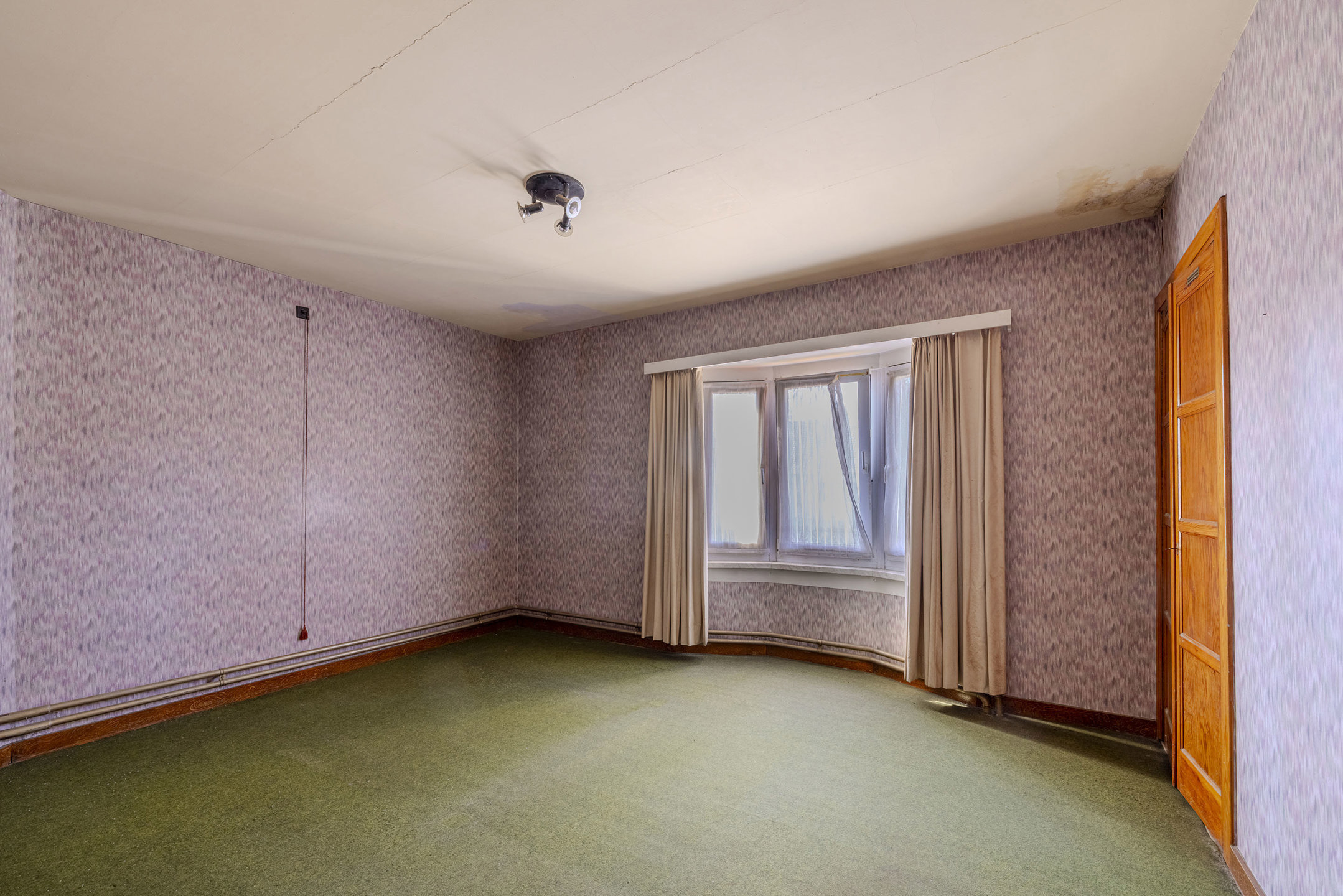 Te renoveren woning in Westmalle op 210m² met 3 slaapkamers!