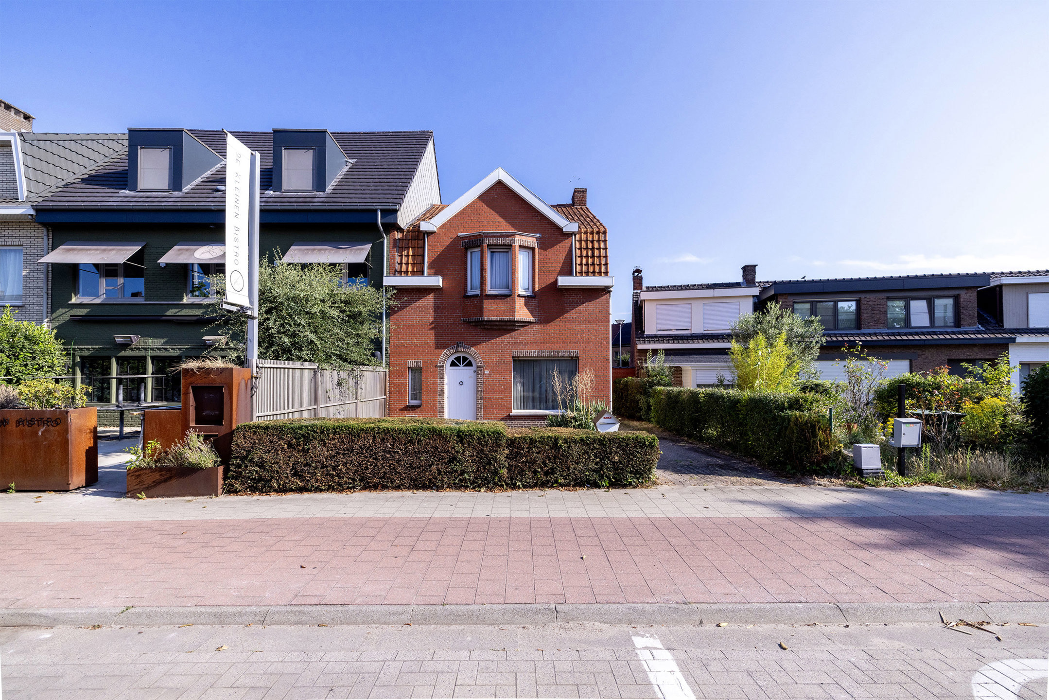 Te renoveren woning in Westmalle op 210m² met 3 slaapkamers!