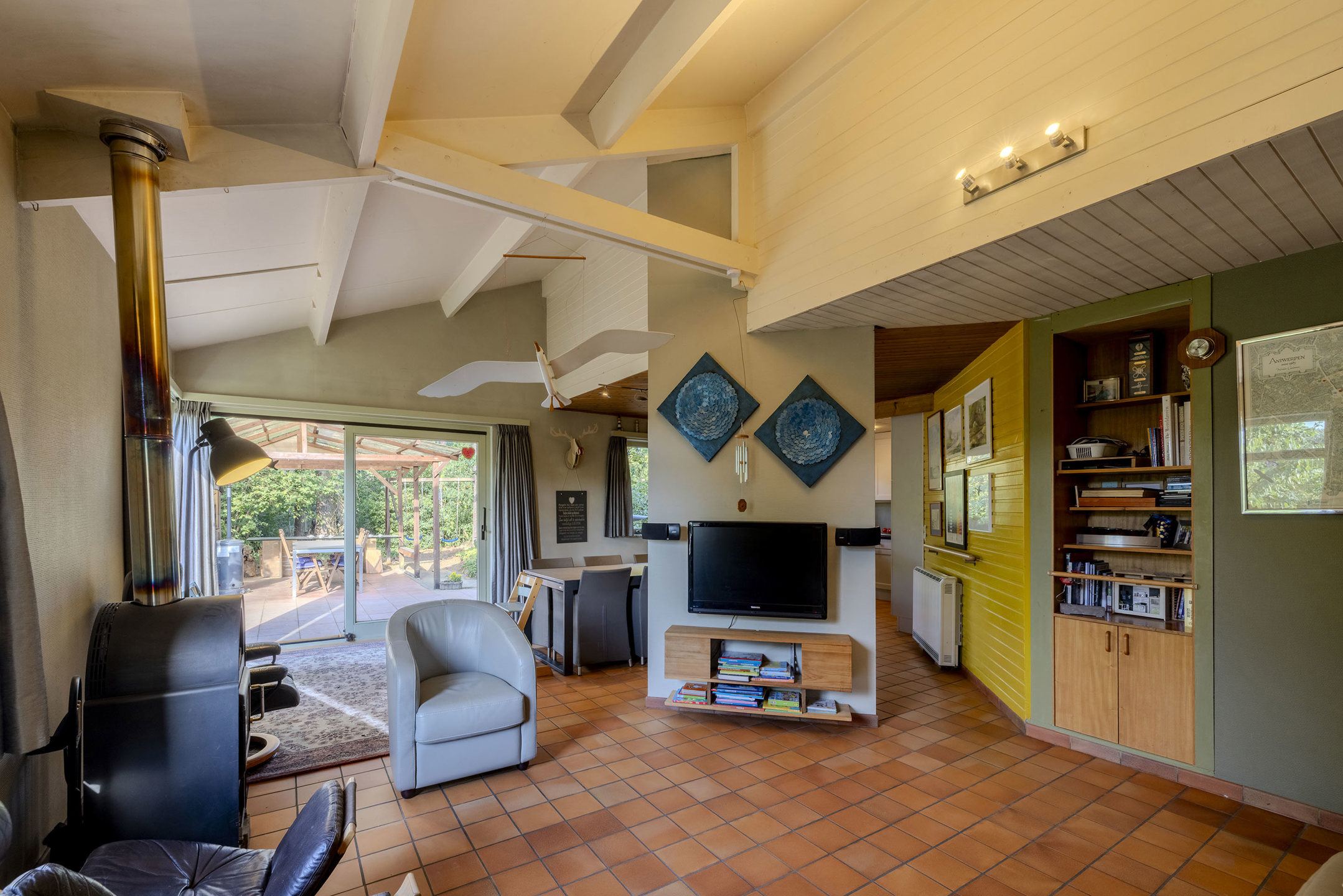 Instapklare woning met 4 slaapkamers op perceel van 1.526 m²!