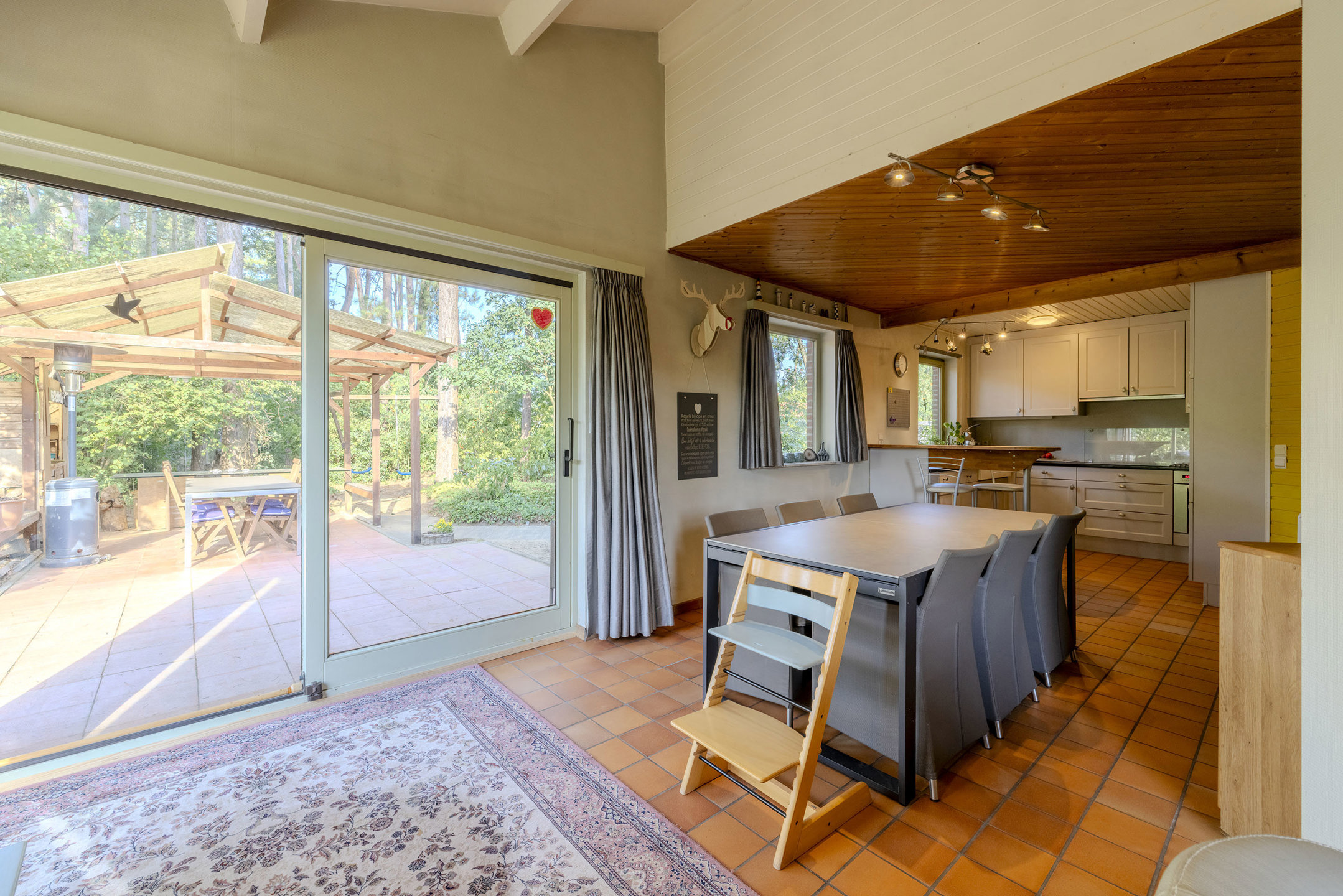Instapklare woning met 4 slaapkamers op perceel van 1.526 m²!