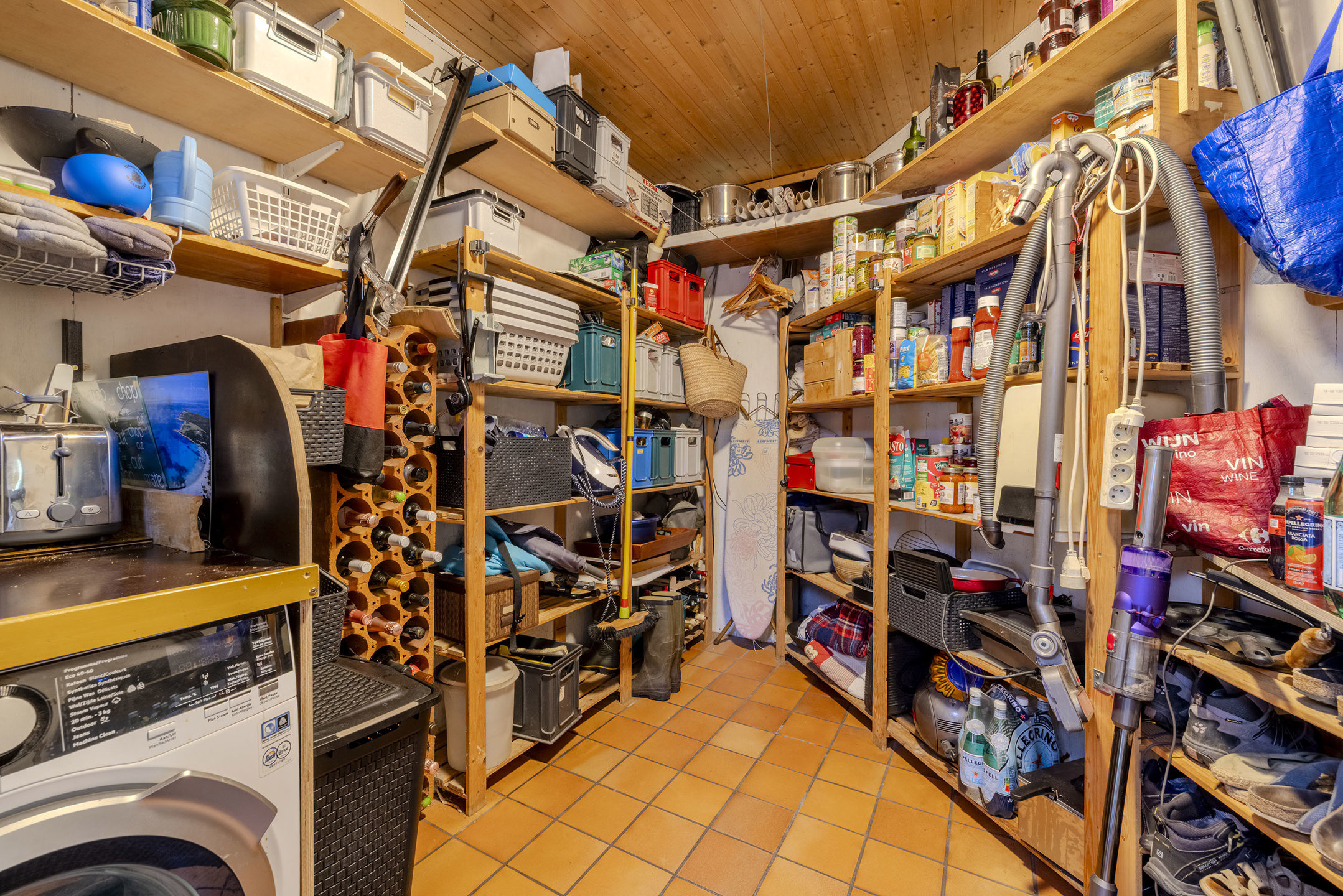 Instapklare woning met 4 slaapkamers op perceel van 1.526 m²!