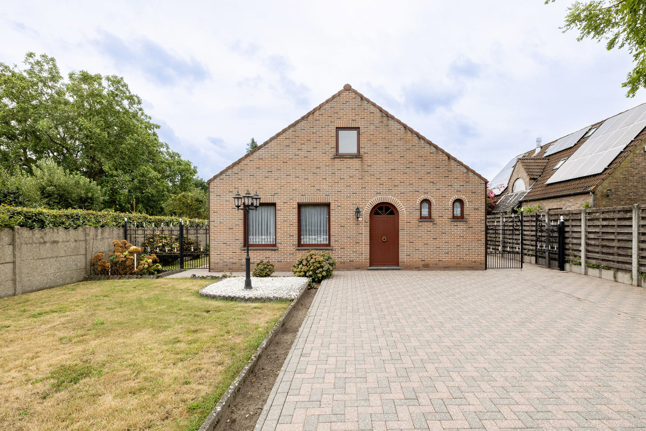 Instapklare, rustig gelegen woning op mooi perceel van 756 m²!