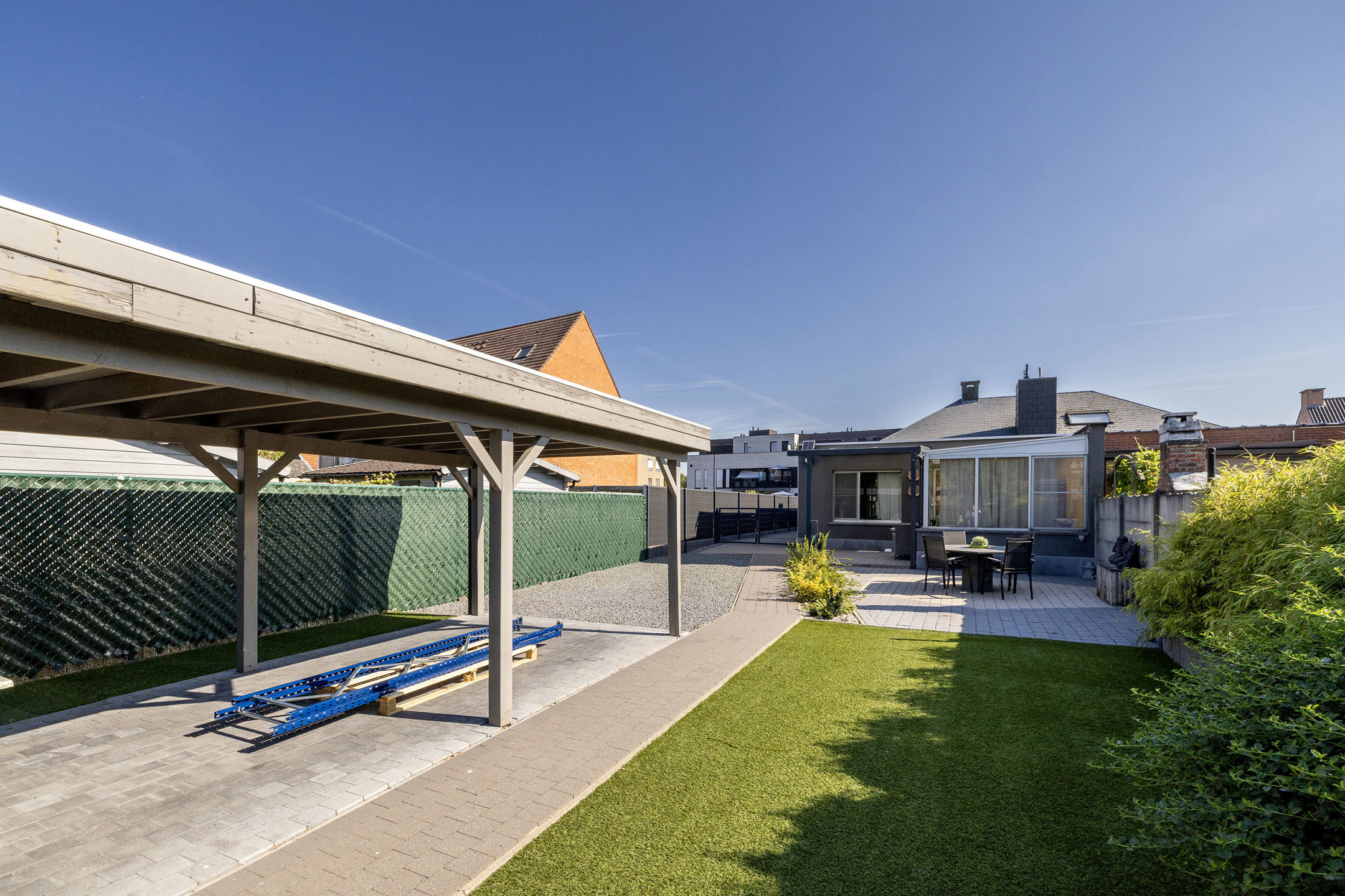 Ruime gelijkvloerse huurwoning met 1 slaapkamer en tuin!