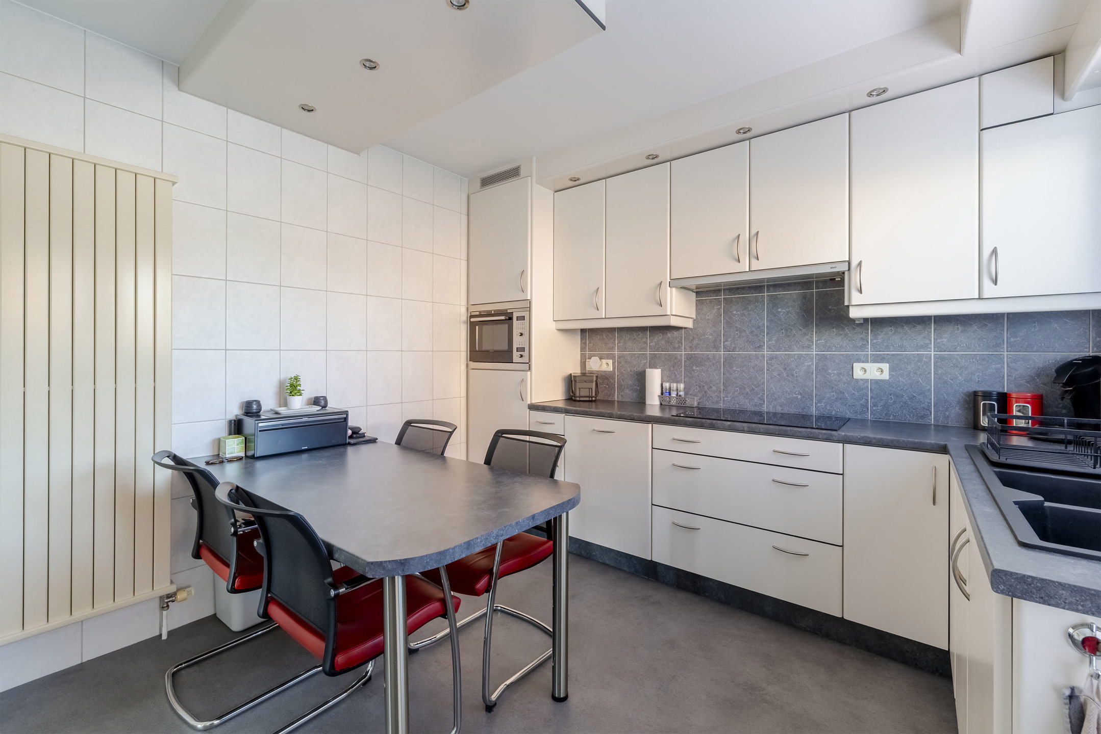 Ruime gelijkvloerse huurwoning met 1 slaapkamer en tuin!