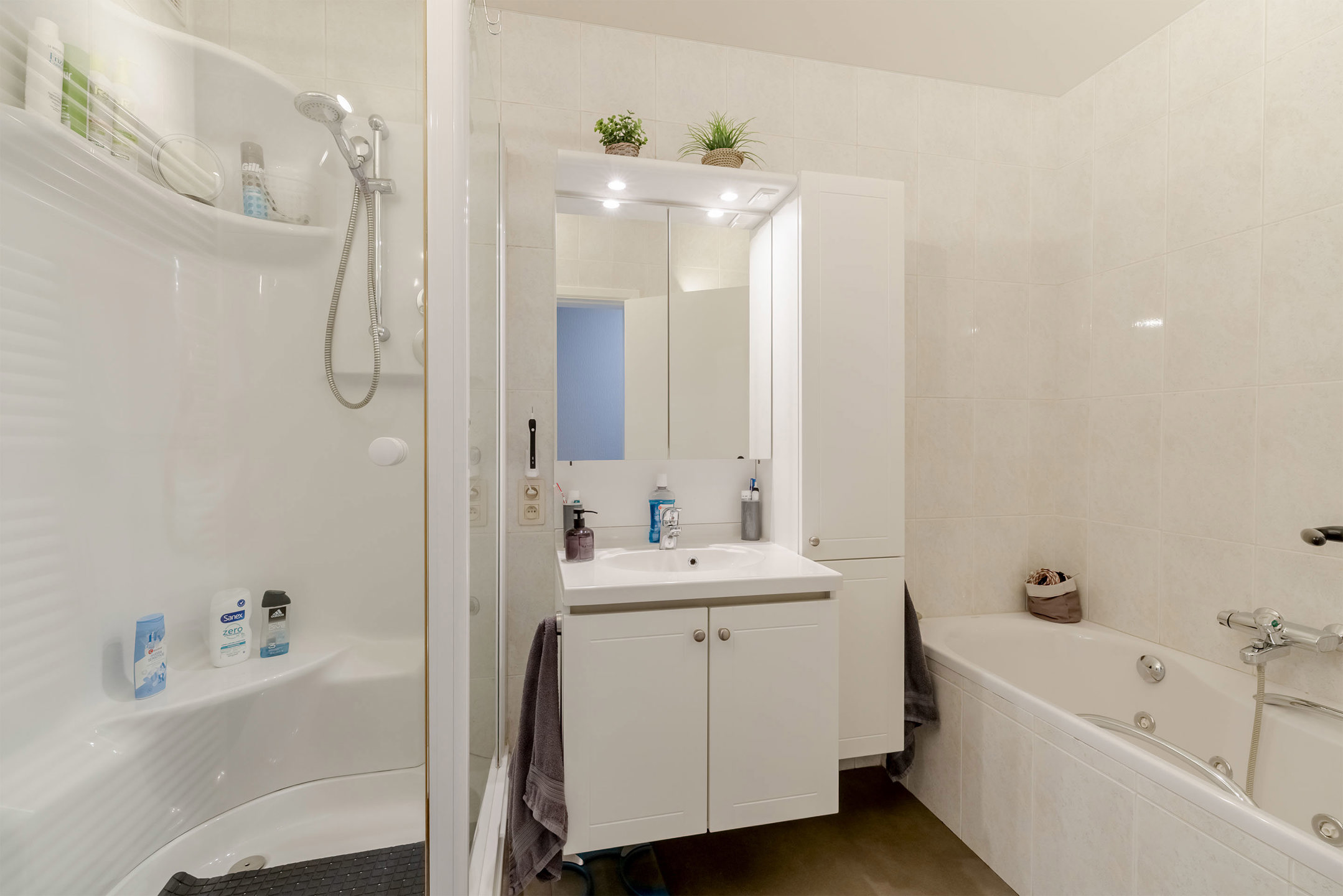 Ruime gelijkvloerse huurwoning met 1 slaapkamer en tuin!