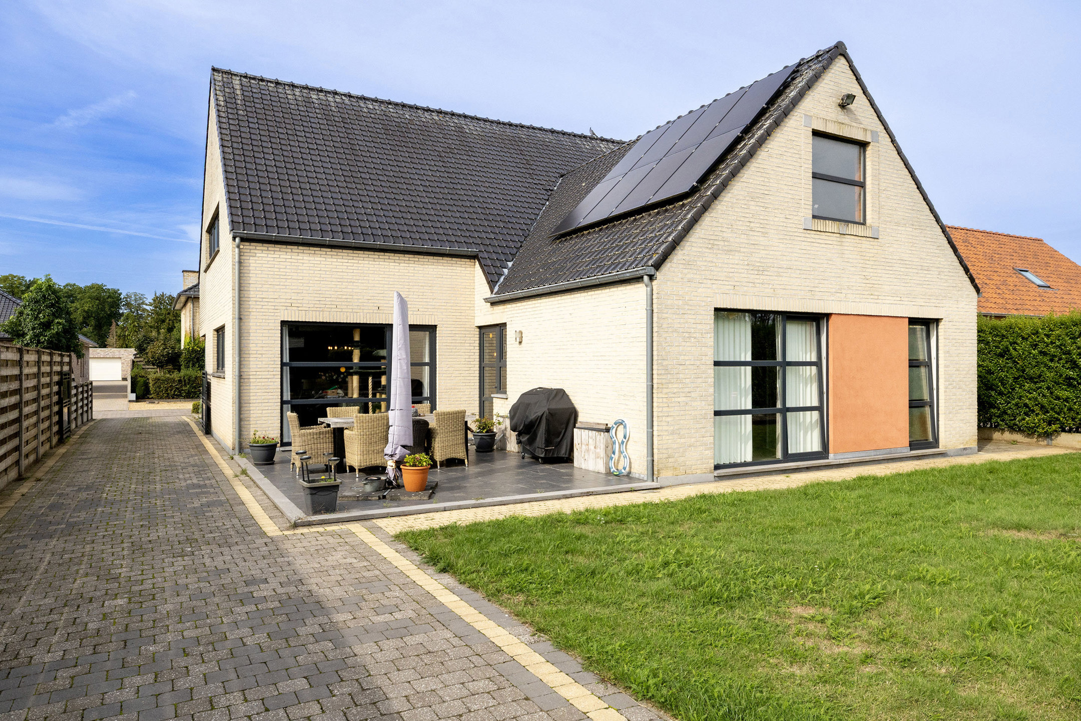 Woning in doodlopende straat met 5-6 Slaapkamers