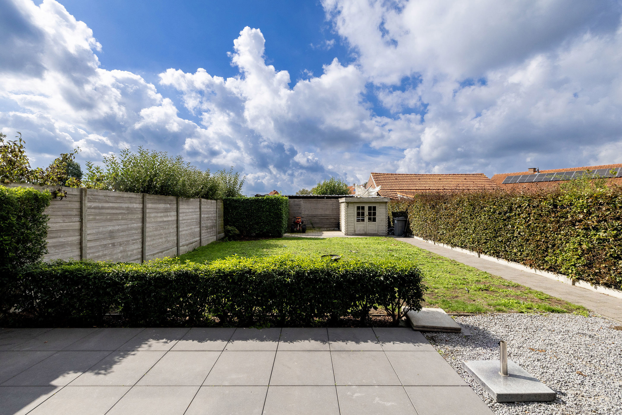 Recente woning met 3 slpk, carport en tuin