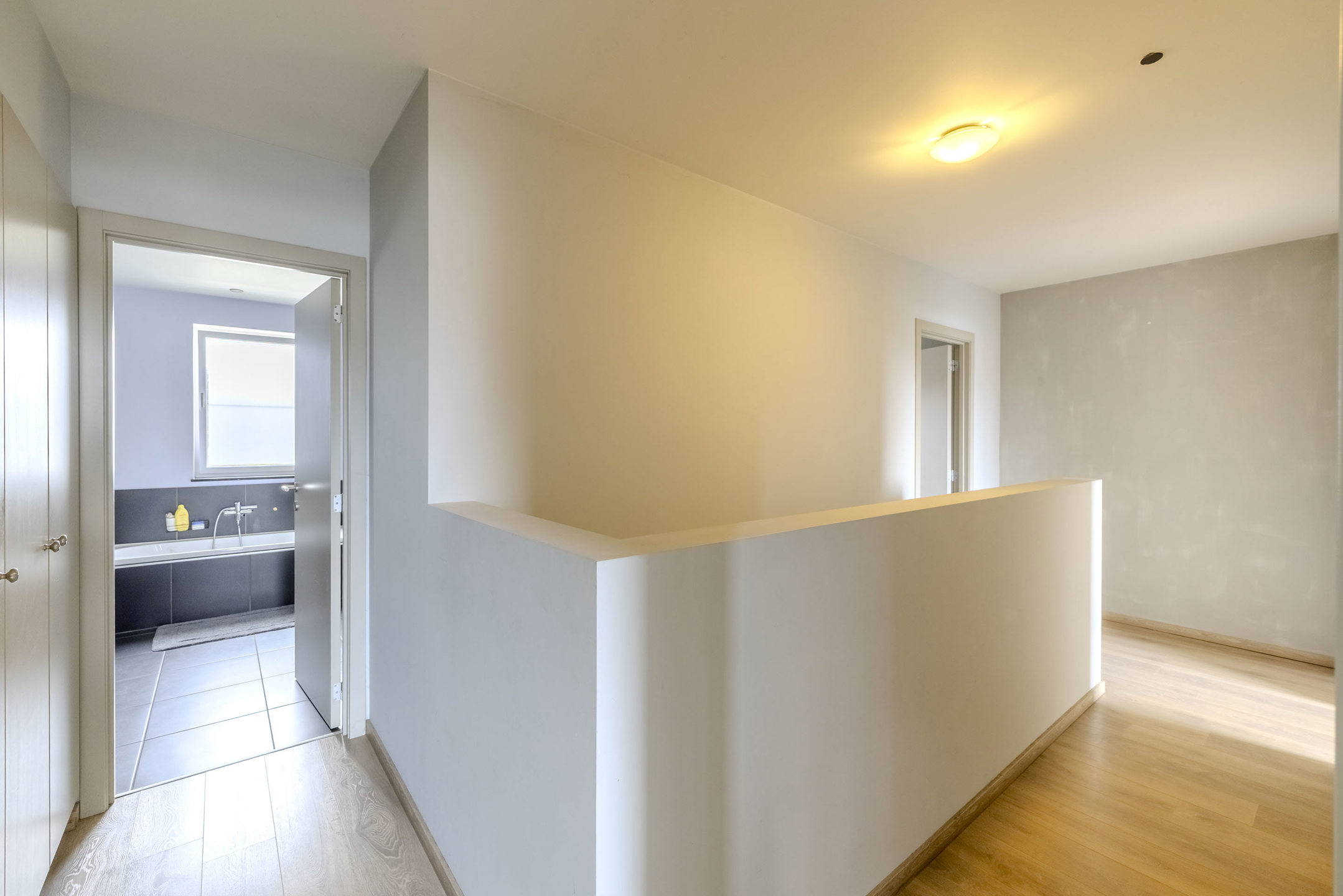 Recente woning met 3 slpk, carport en tuin
