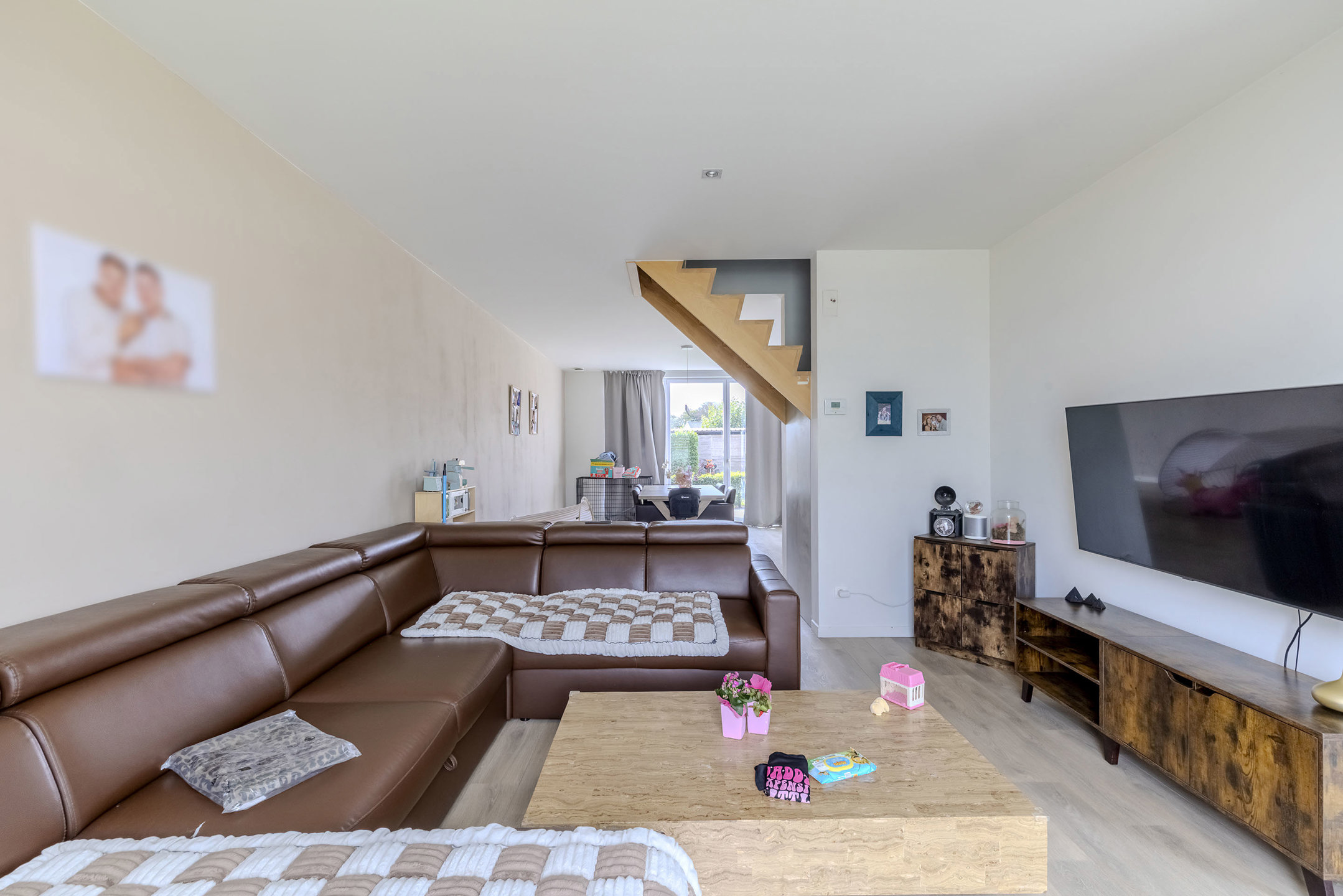 Recente woning met 3 slpk, carport en tuin