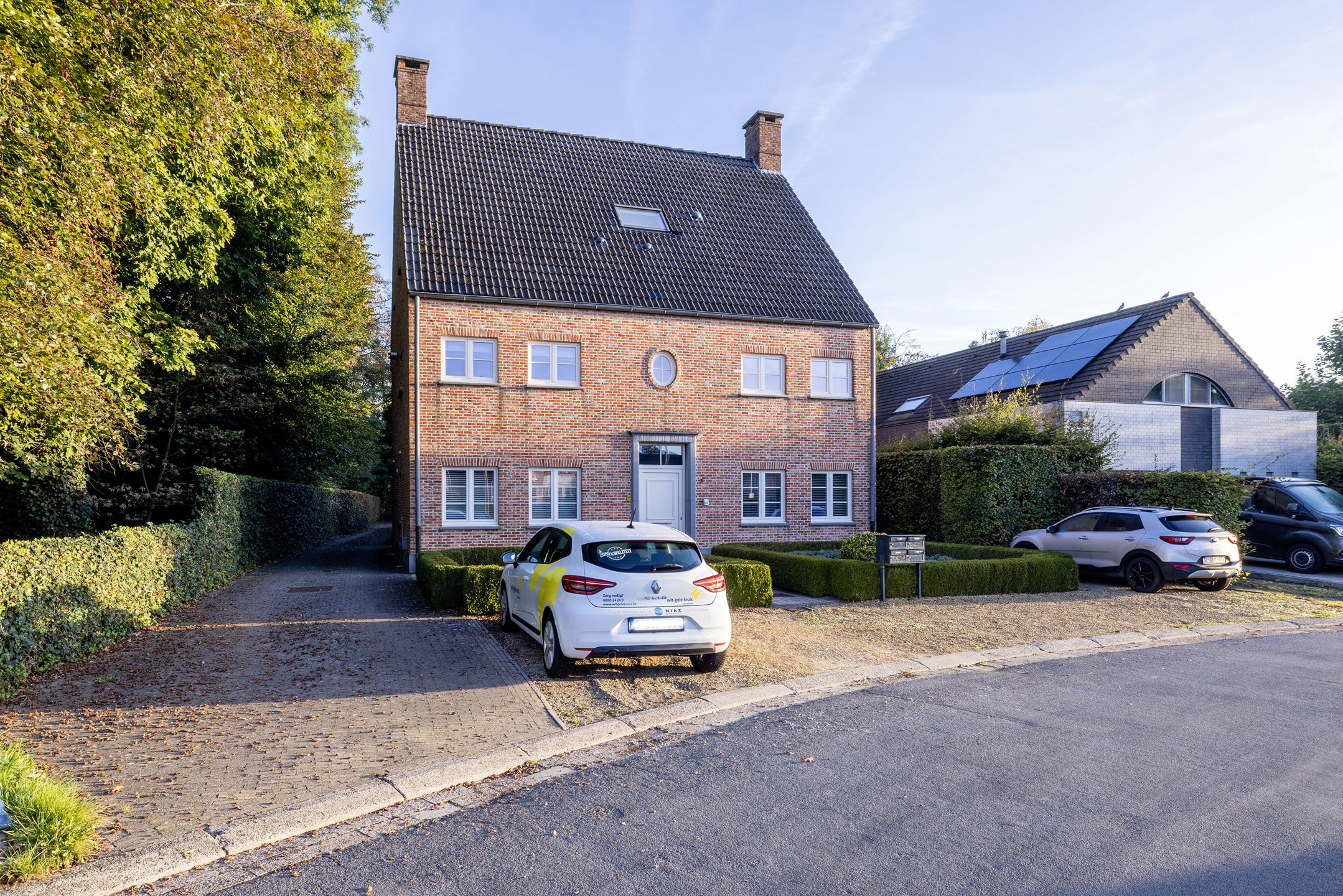 Duplex studio met garagebox op toplocatie
