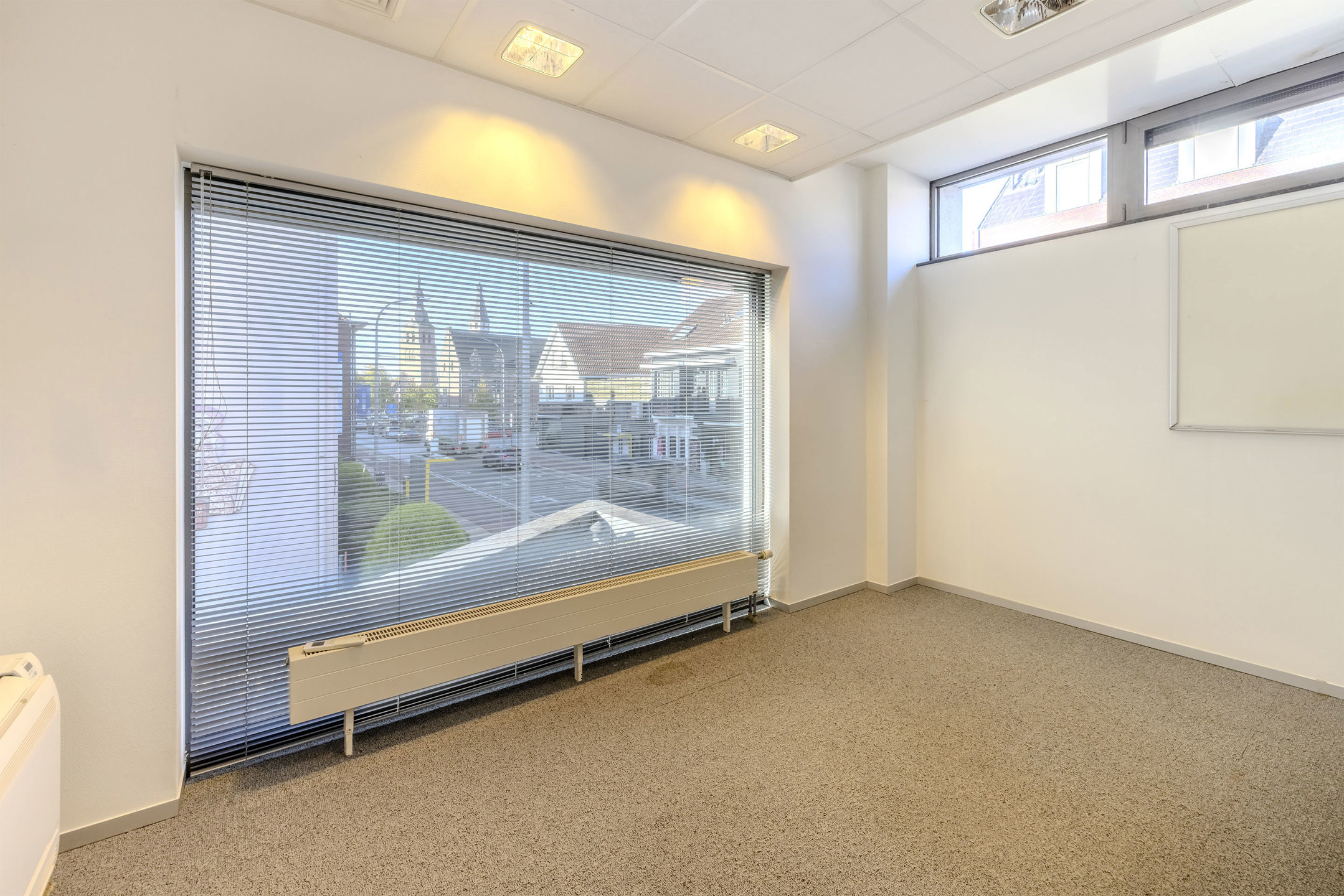 Instapklaar handelspand 217 m² op toplocatie in Oostmalle!