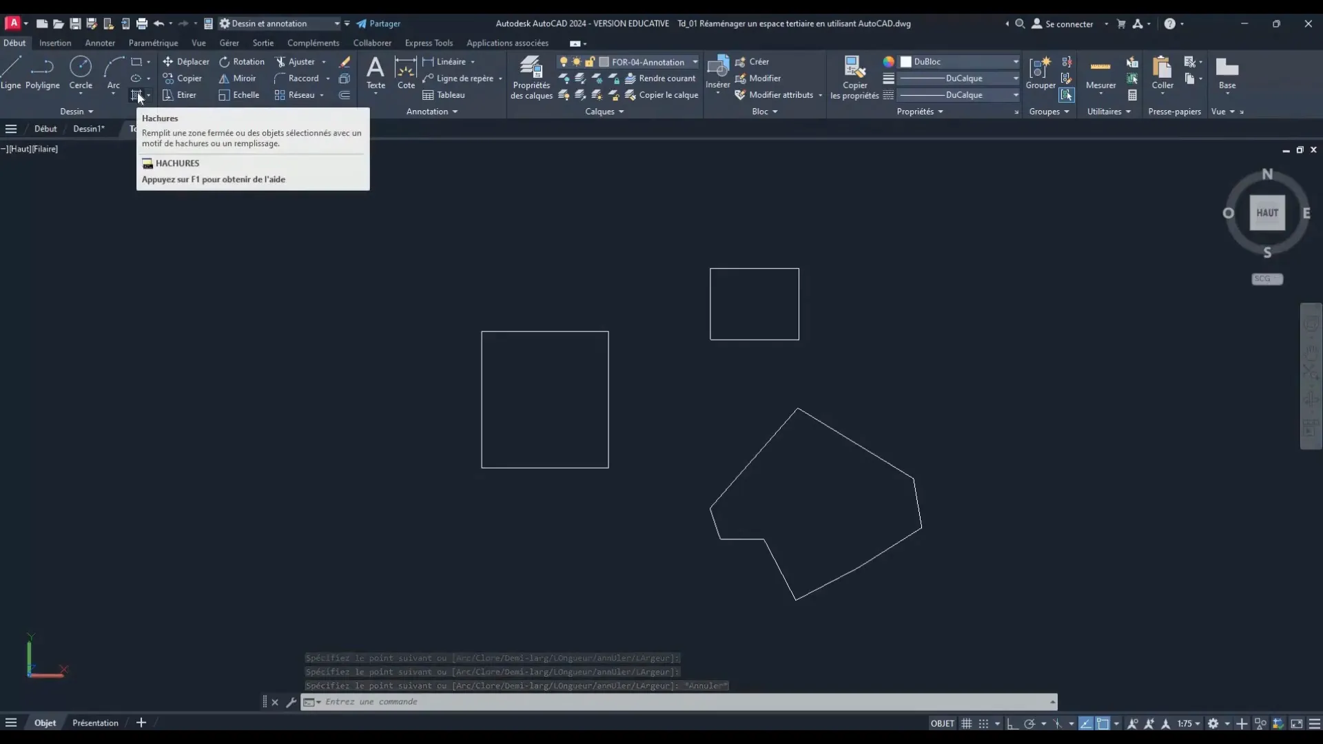 Sélection de l'outil hachures dans AutoCAD