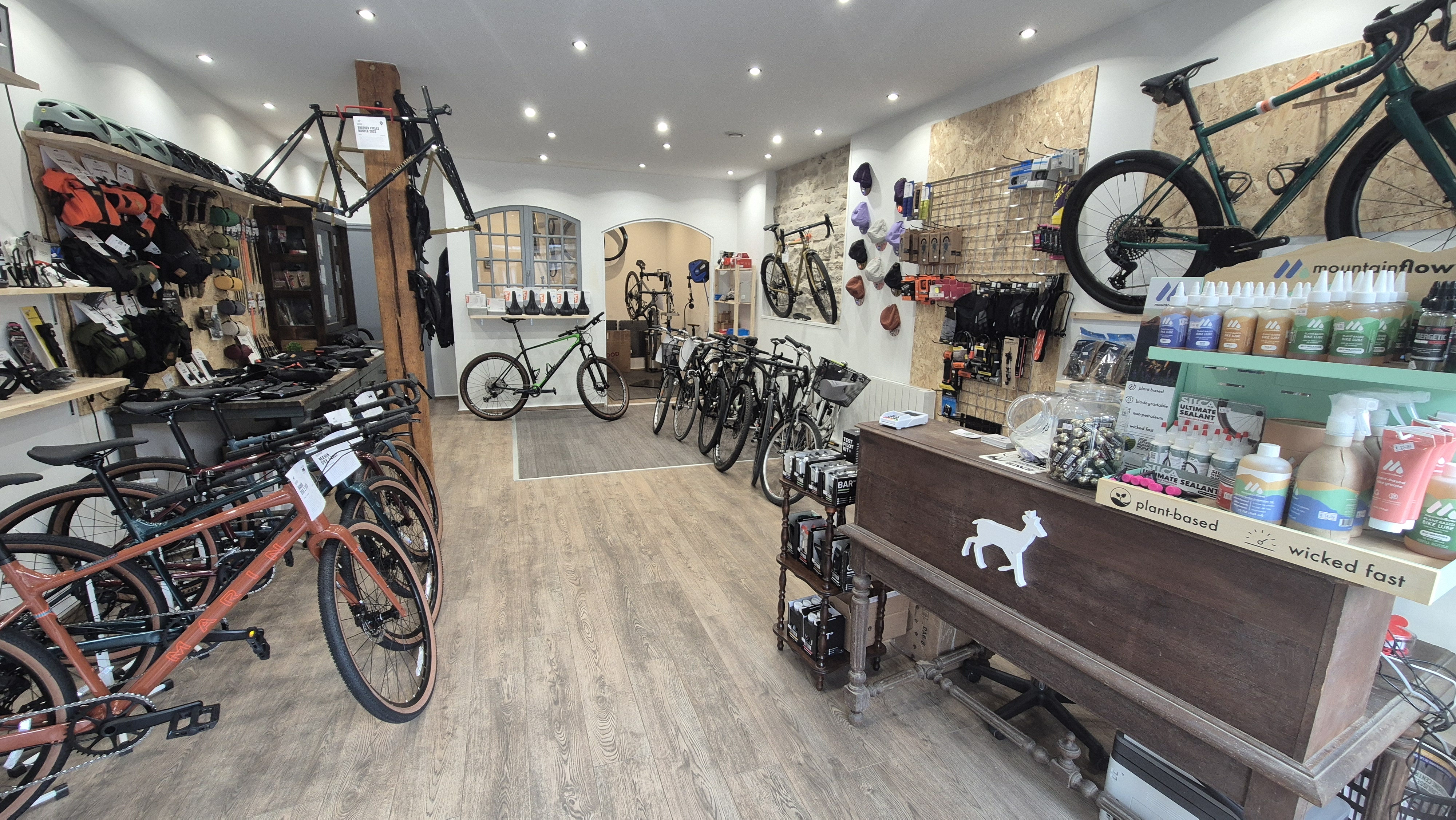 Accueil de la boutique Baroudeur Cycles Dijon - Réparation, entretien, montage vélo à Dijon