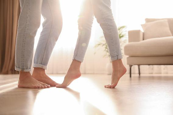 How long does radiant floor heating take to warm up?