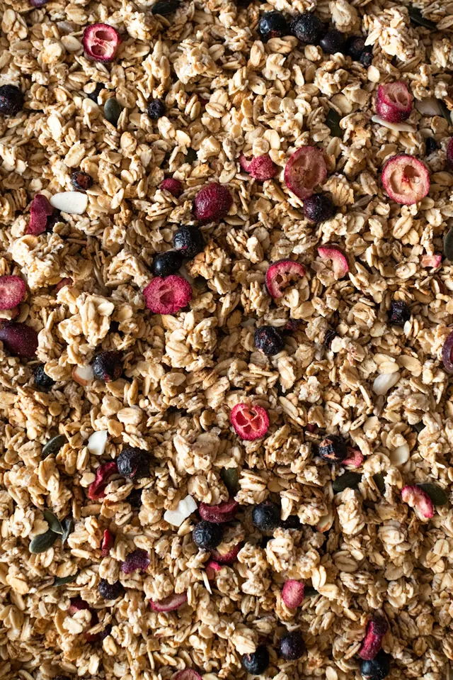 Berry Crunch granola close-up