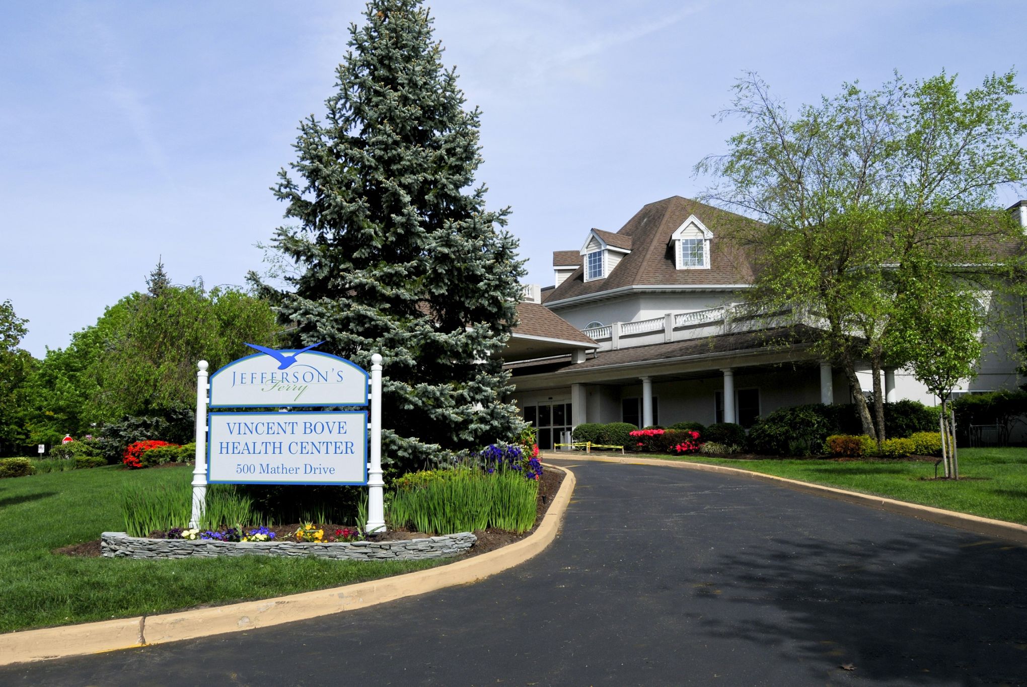 Jefferson’s Ferry Offers Short Term Respite Care   to Support Caregivers