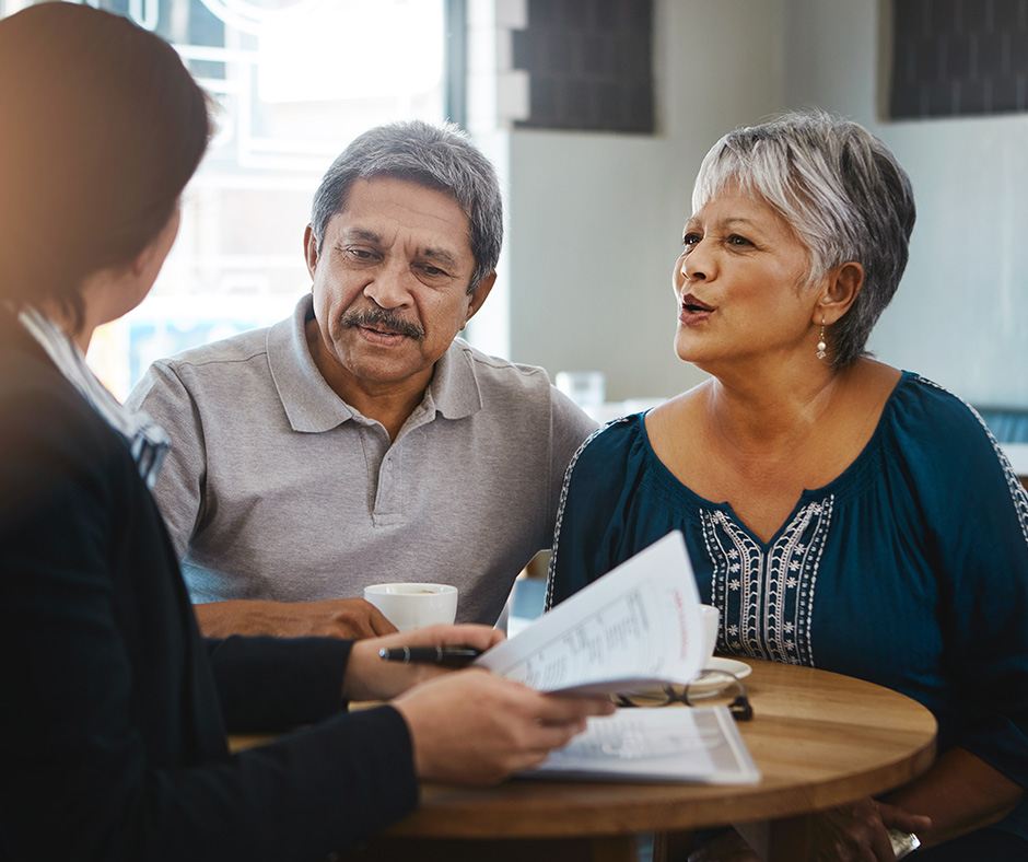 10 Essential Questions to Ask When Touring Senior Living in Long Island, NY