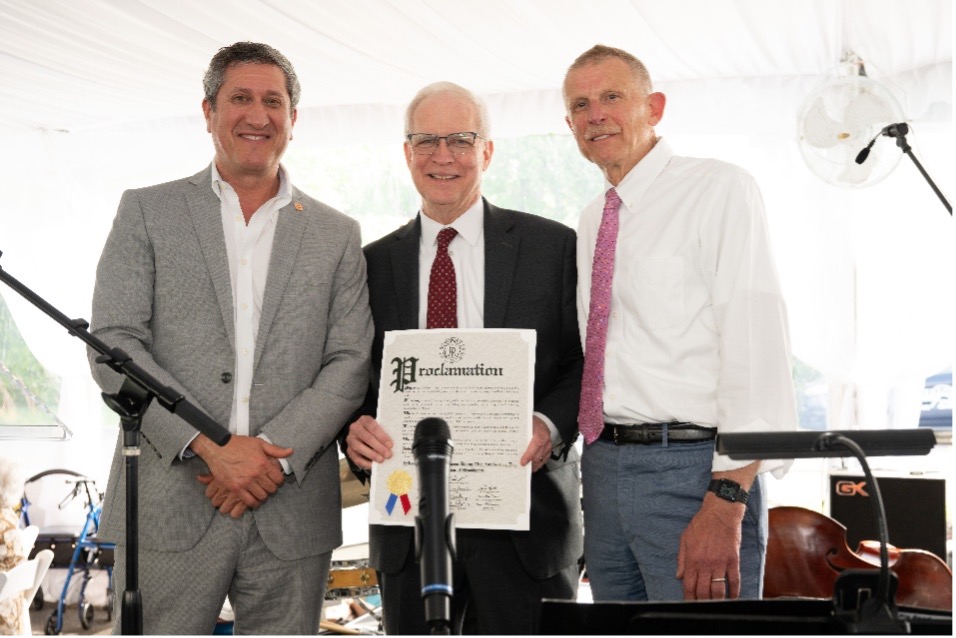 Jefferson’s Ferry Marks 25 Years as a Senior Living Leader on Long Island