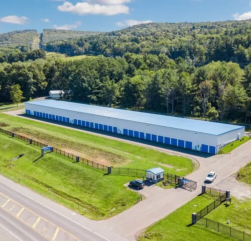 A Bolt Storage Facility in Freeville, NY: Secure and welcoming self-storage with well-maintained facilities and roomy storage units reliable and convenient for your belongings.