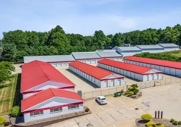 A Bolt Storage Facility in Akron, OH: Secure and welcoming self-storage with well-maintained facilities and roomy storage units reliable and convenient for your belongings.