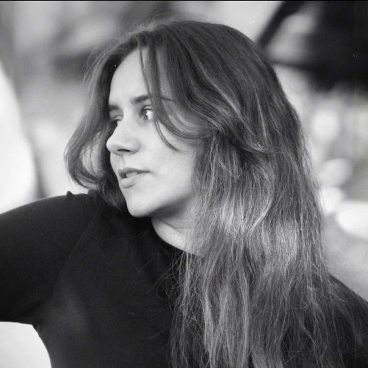 Богдана Габор - викладач онлайн-школи малювання Хамелеон