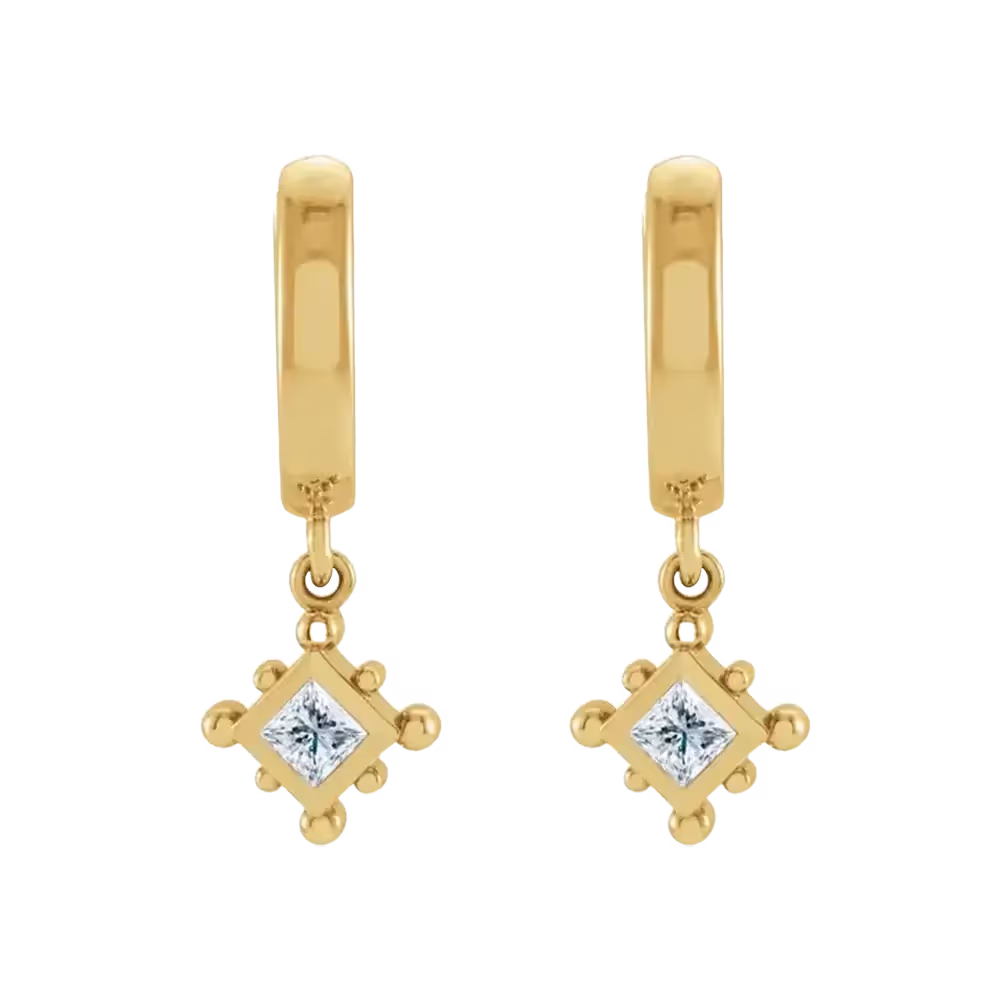24k minimalist jewelry.