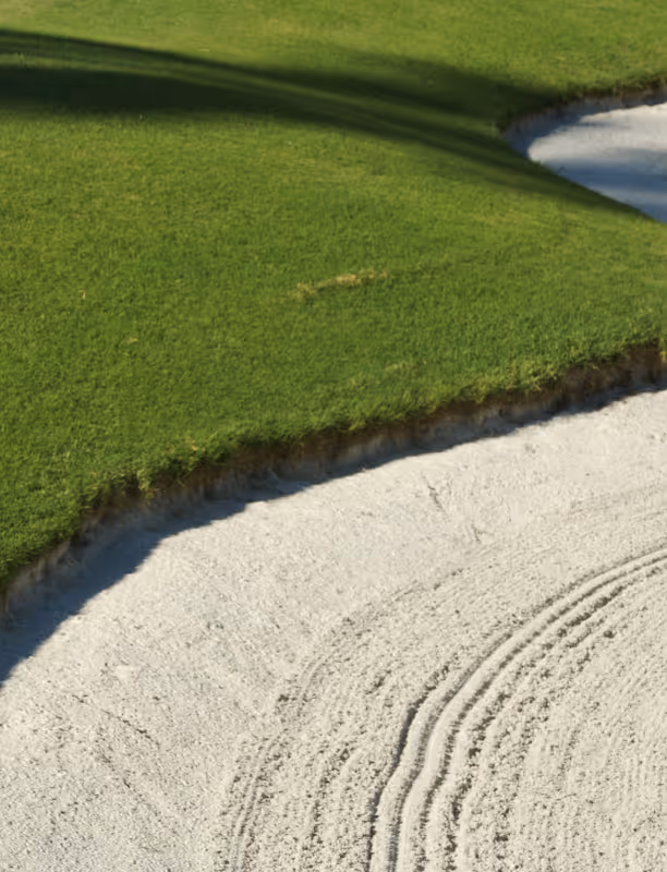 Golf bunker sand