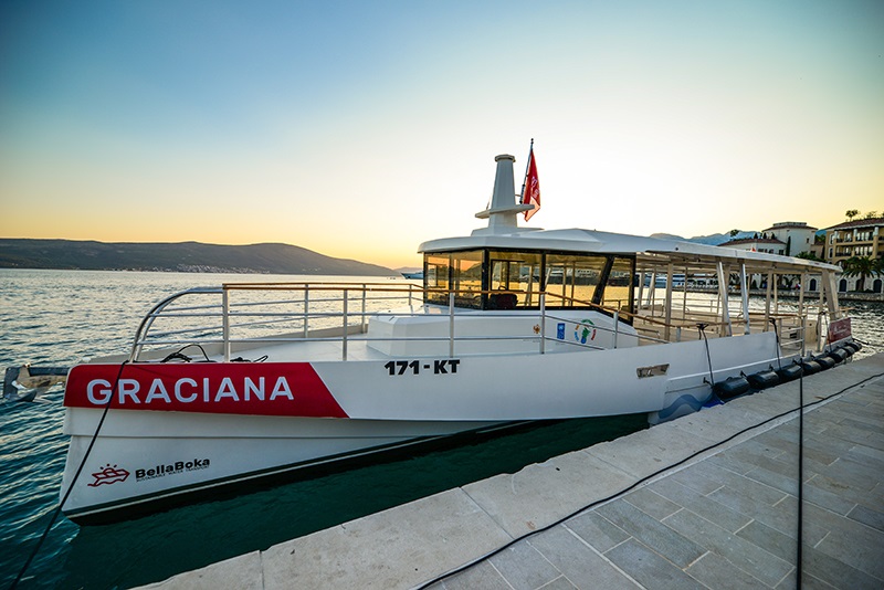Fracraft Graciana hybrid boat model