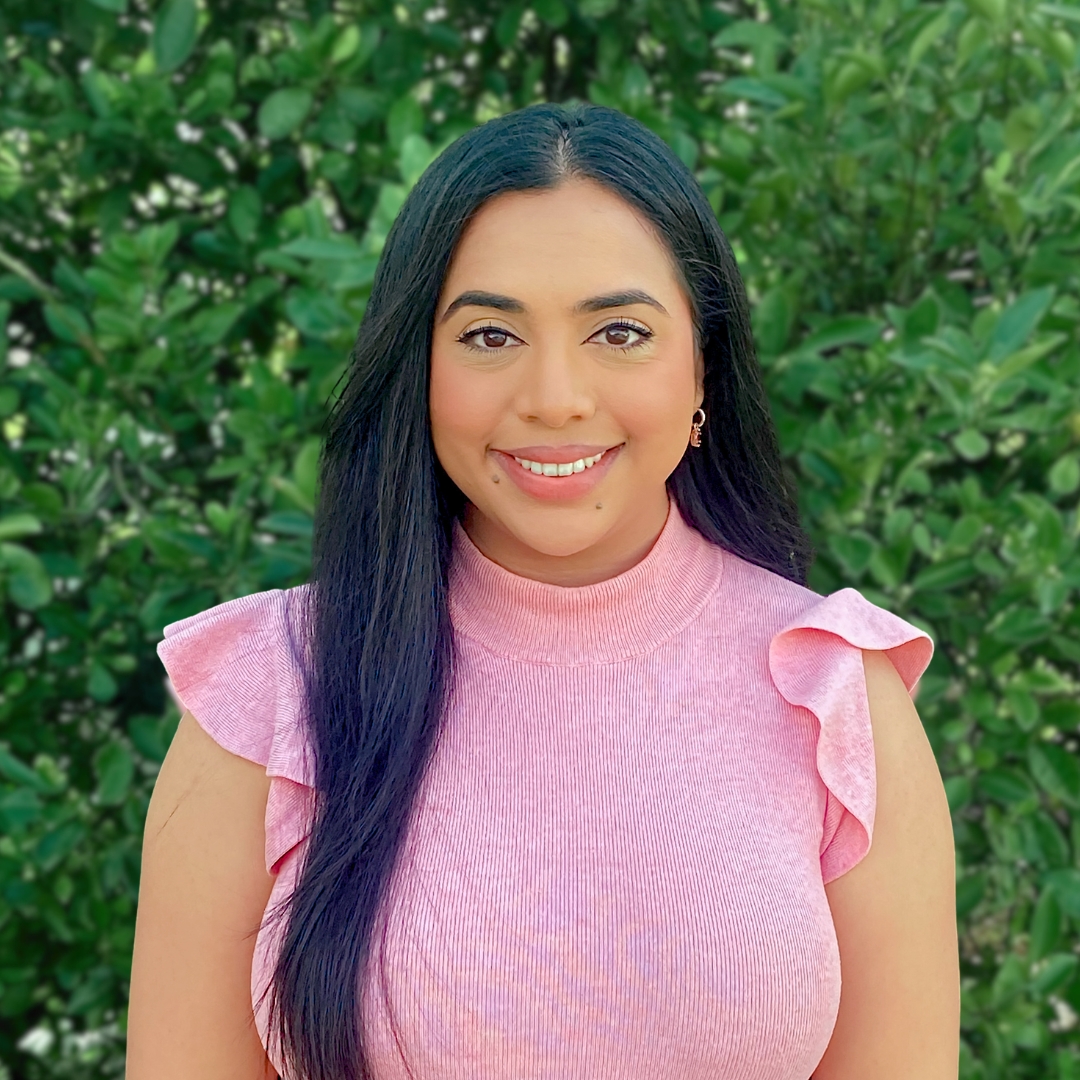 Minaali's headshot