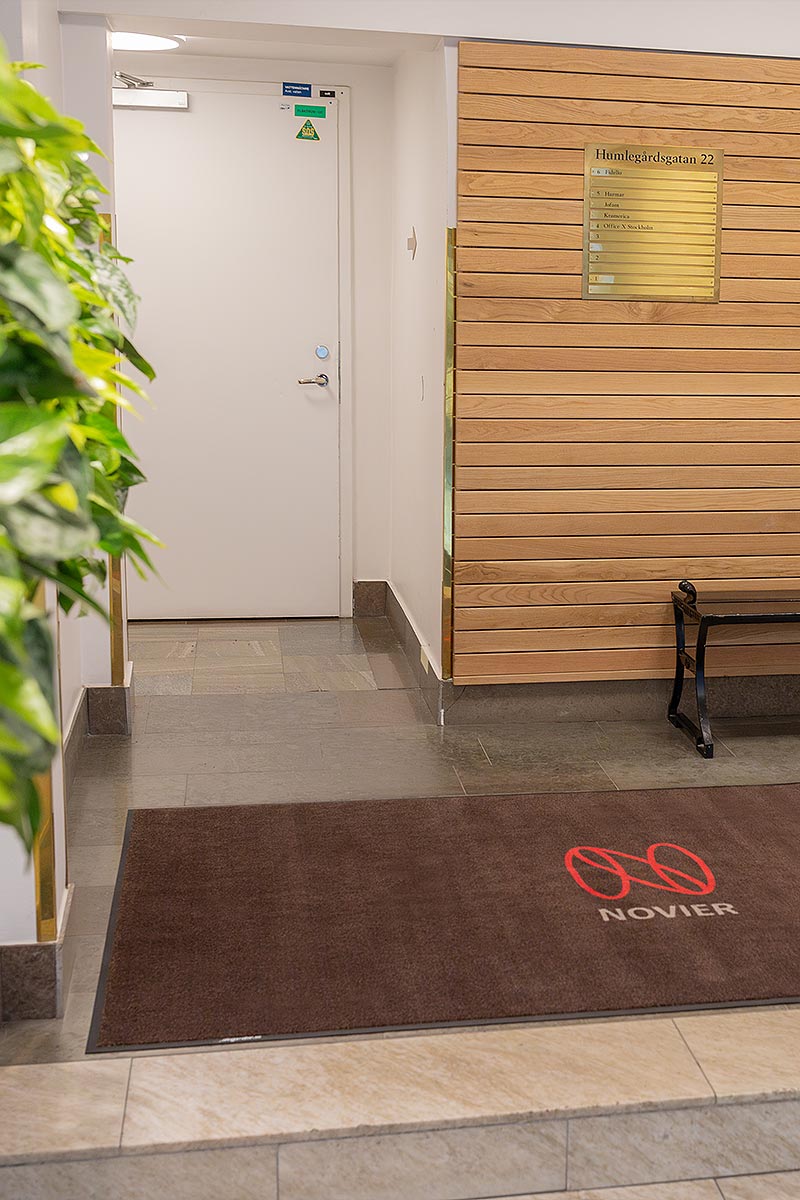 Logomatta för Novier från Logomattan