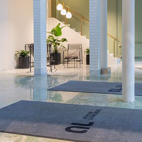 Atrium Ljungberg logomattor från Logomattan