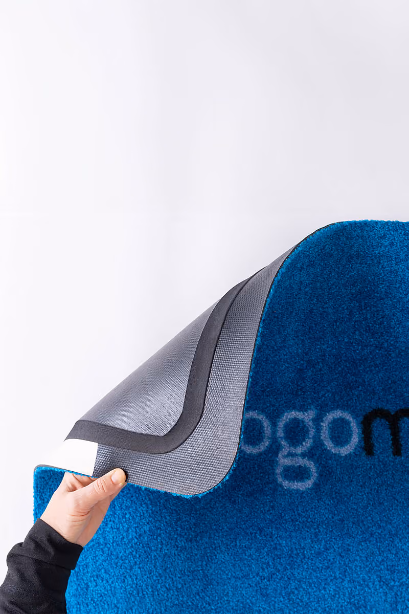 Ergonomisk arbetsplatsmatta med logo från Logomattan
