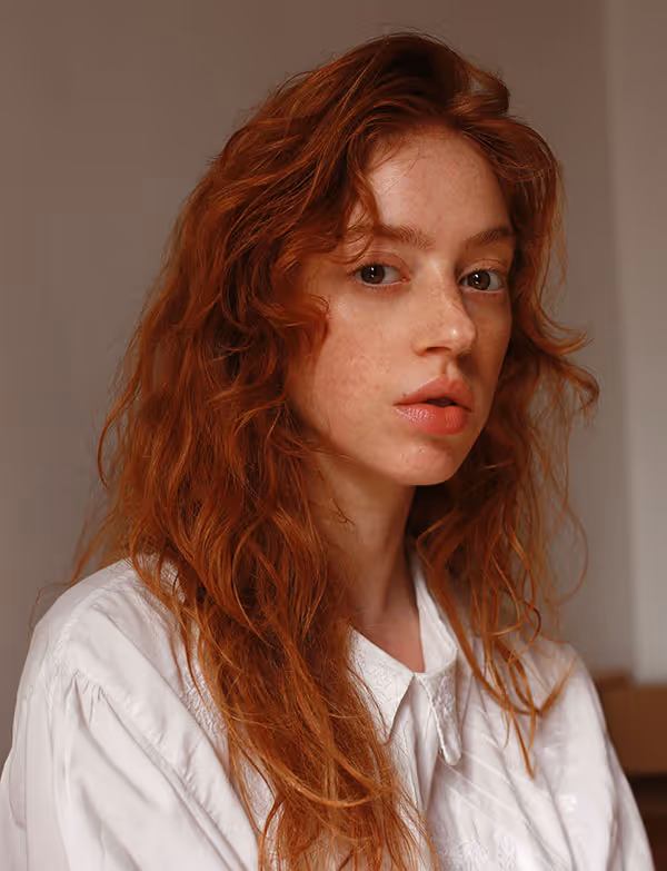 Lily Newmark thumbnail photo