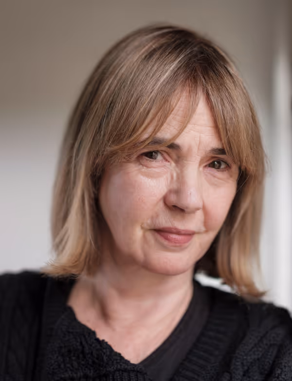 Phoebe Nicholls thumbnail photo