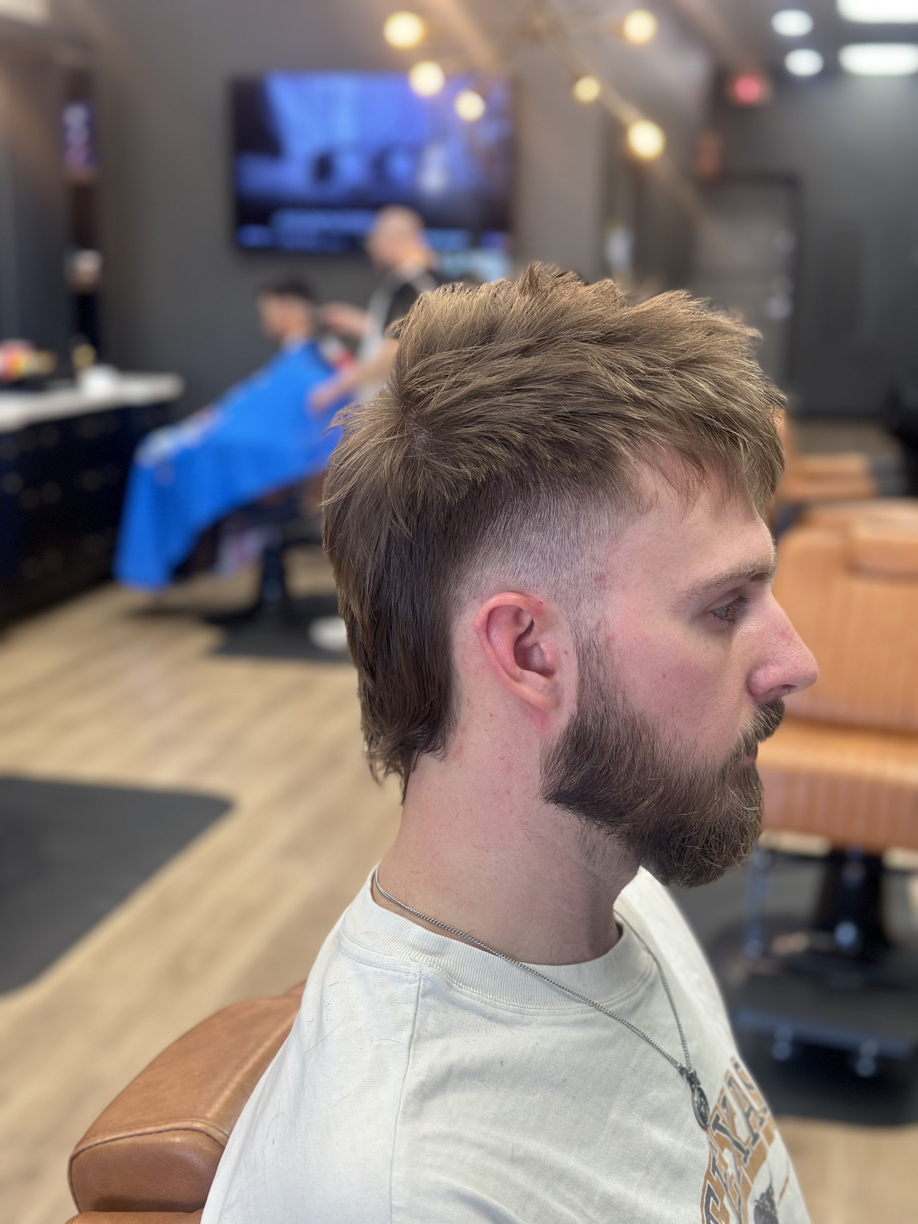 Image Center Bottom Experience