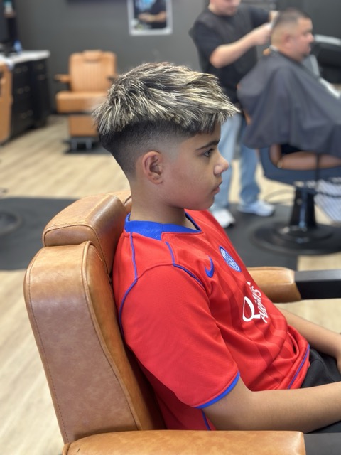 Image Center Bottom Experience