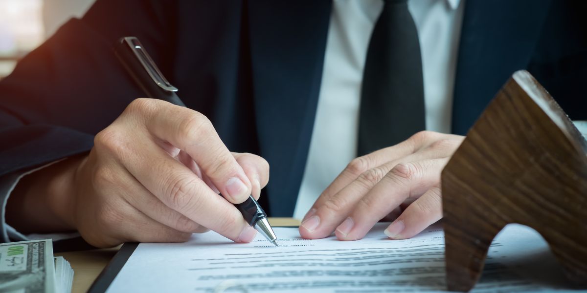 Simplifying the Insurance Claim Process with Expert Claims Assistance