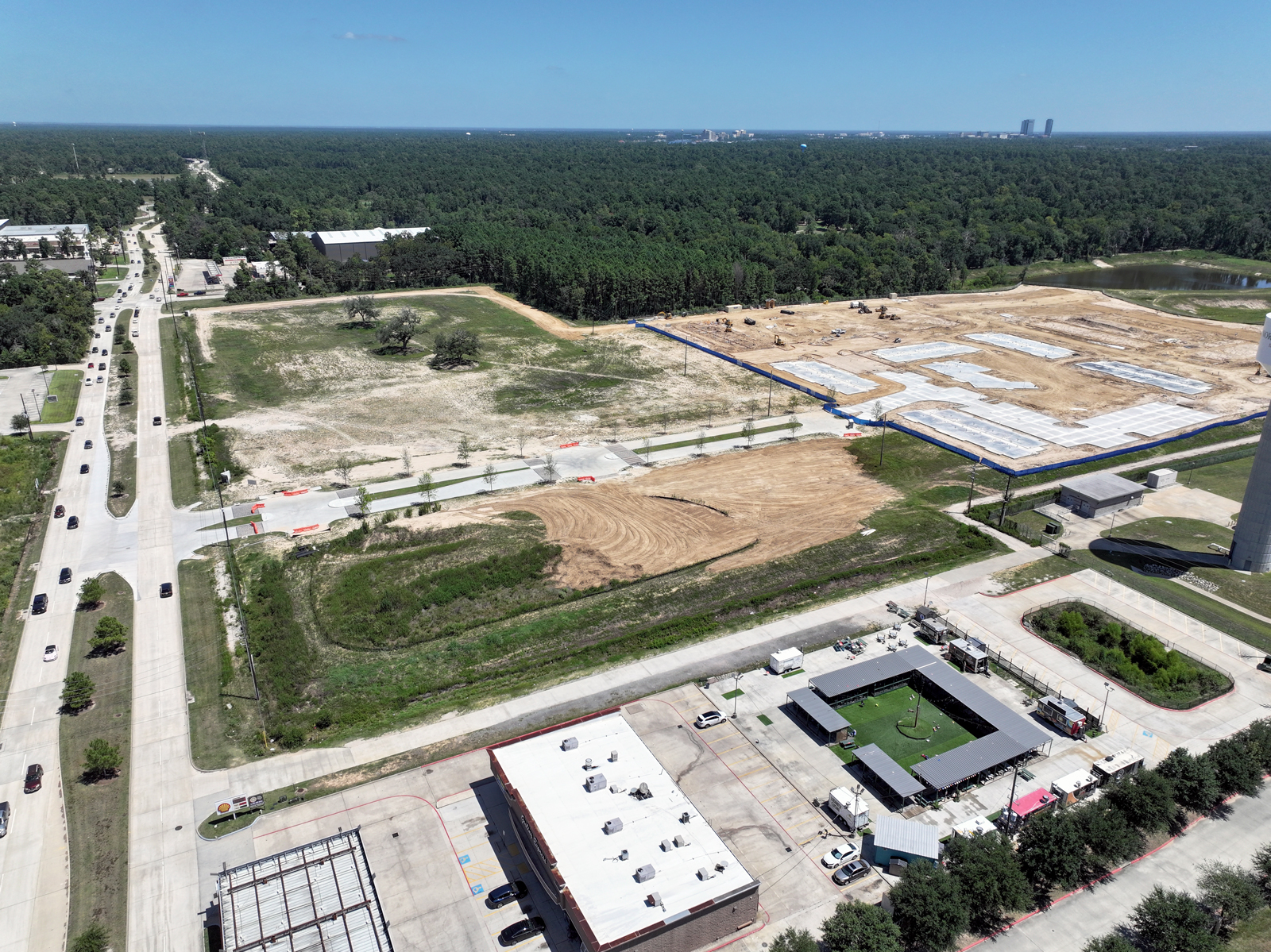 Aerial view of Gosling Oaks showing the planned commercial area and Broadstone Gosling Oaks construction.