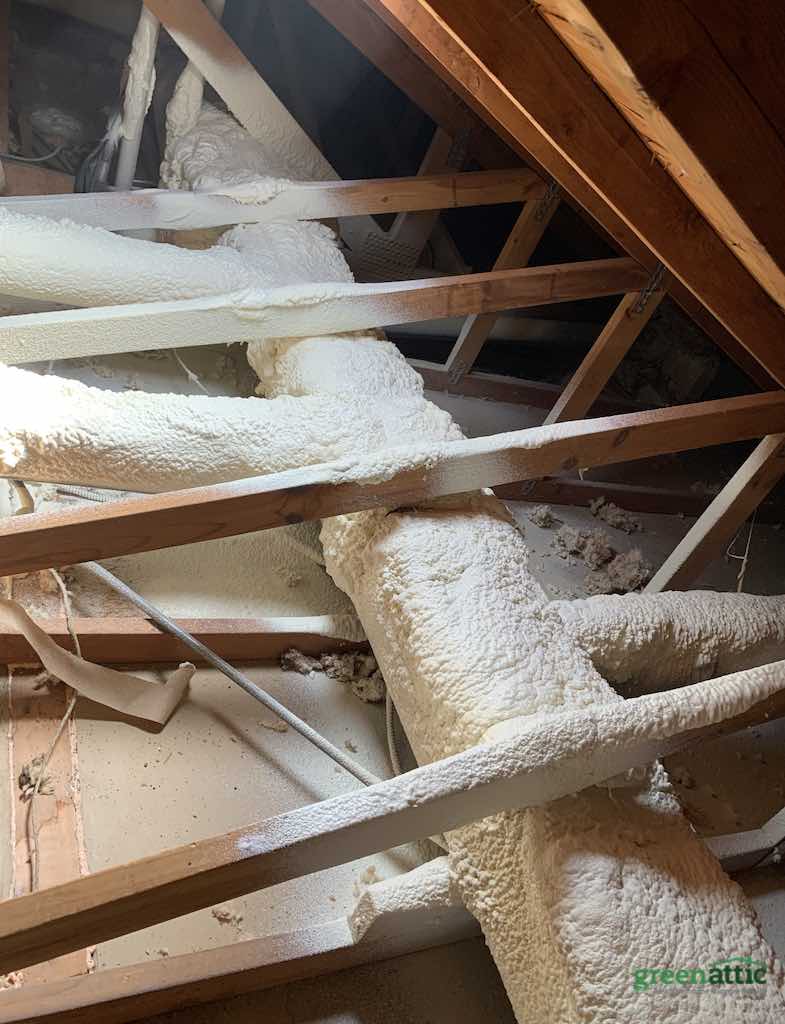 Air duct sealing in a Chicago home