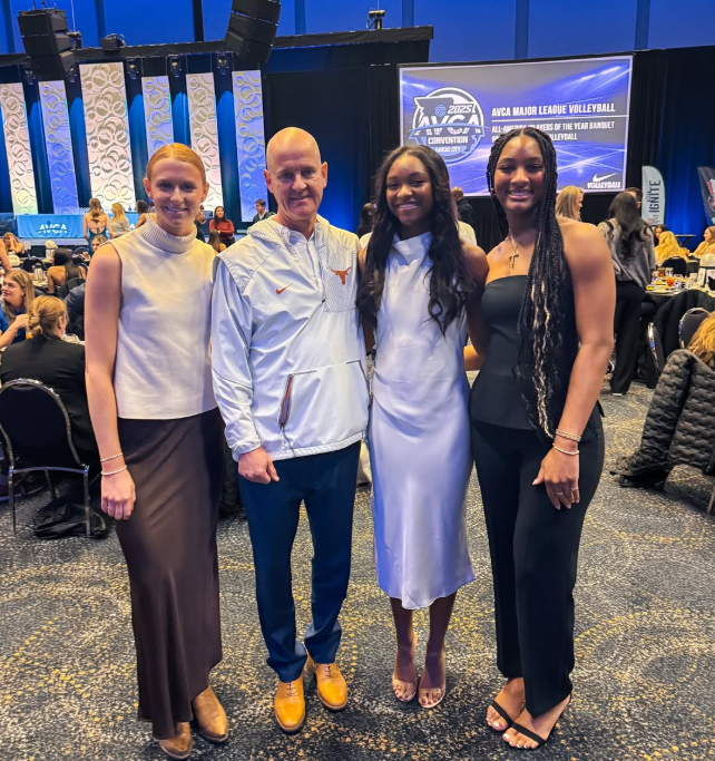 Henley Anderson Honored at AVCA Awards Banquet