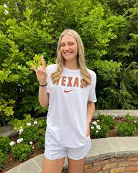 Abby Vander Wal Quickly Commits to Texas