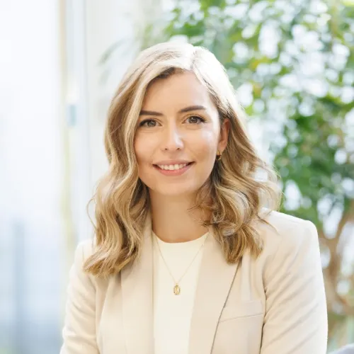 Elizabeth Schwarz