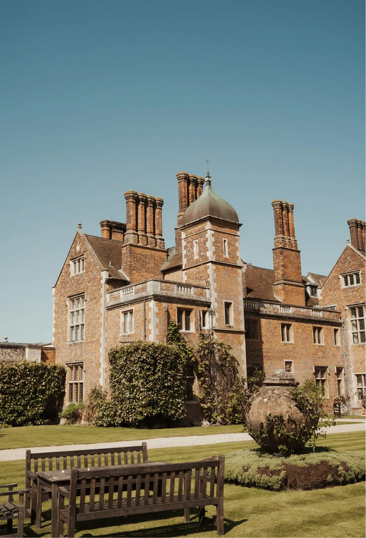 North Mymms Park mansion house - a luxurious country estate, ideal for filming locations