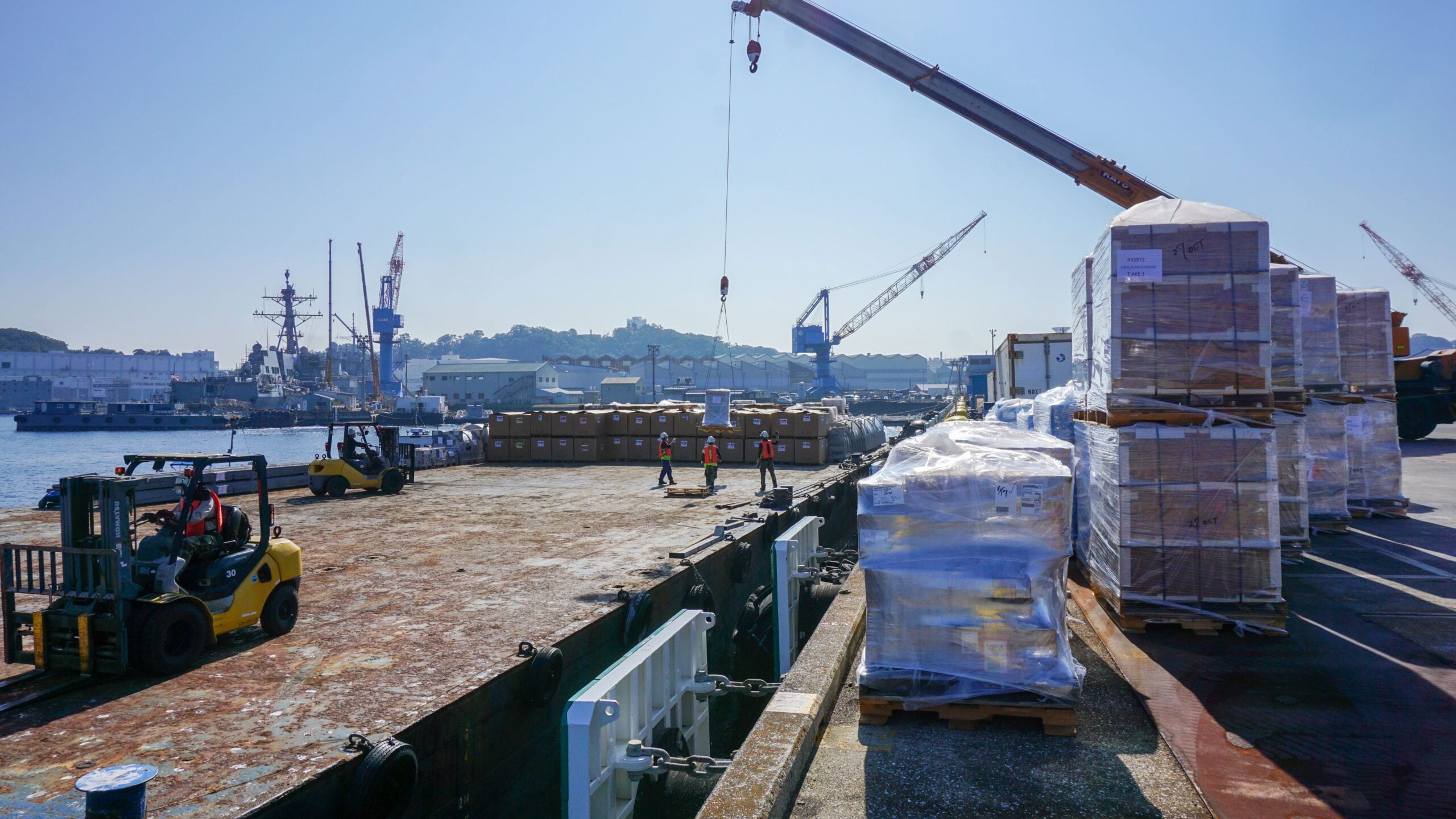 Port hauling area managing logistics